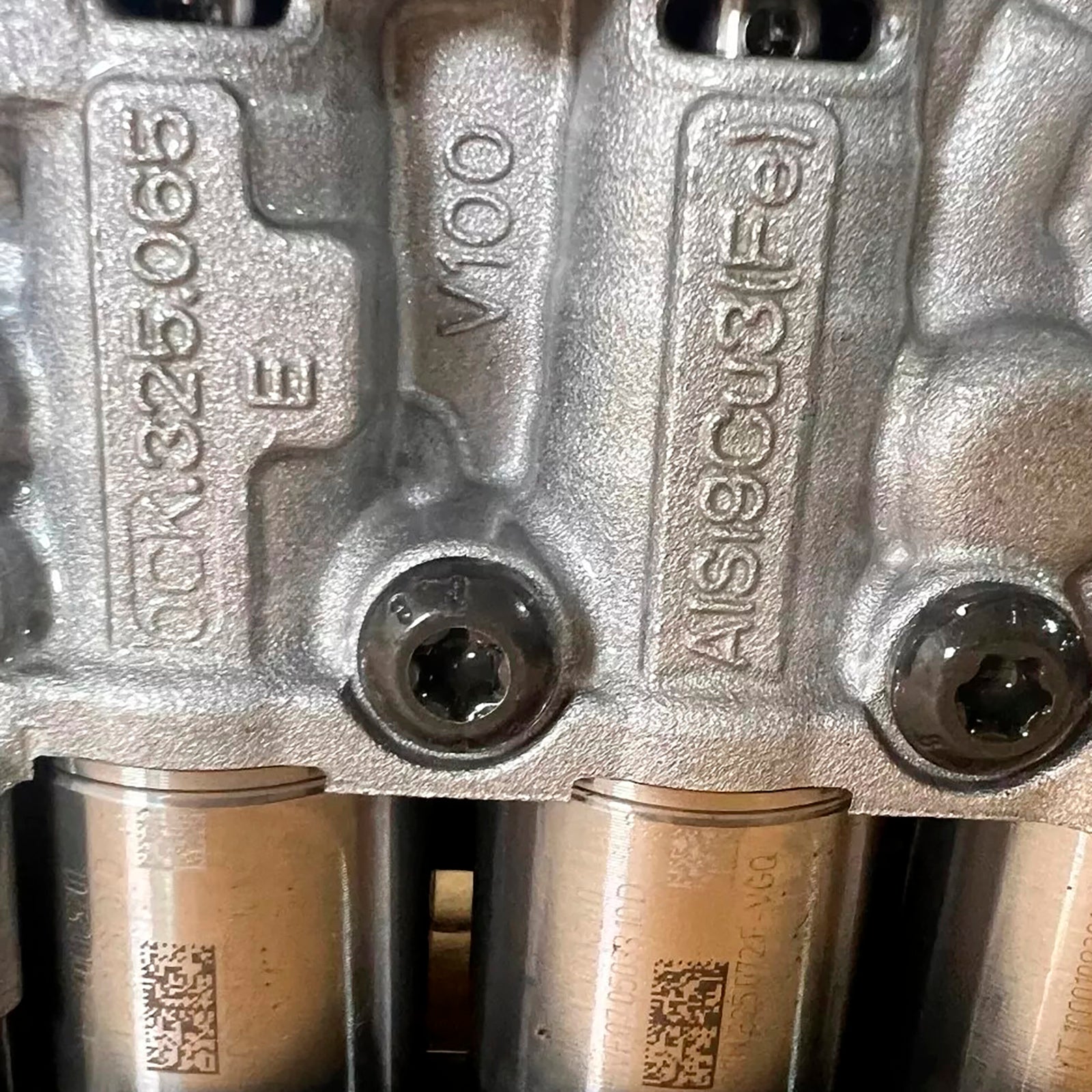 Samodejna regulacijska enota za menjavo + celotno telo mehatronskega ventila za Audi A4