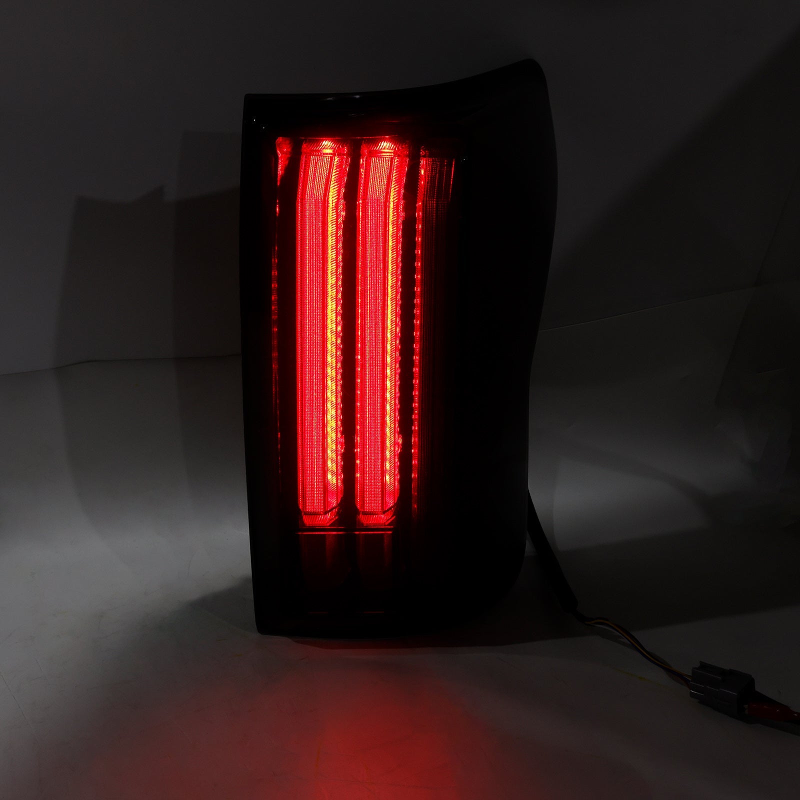 Leve in desne LED zadnje luči za Toyota Tundra (2007-2013), črno ohišje, zatemnjena leča