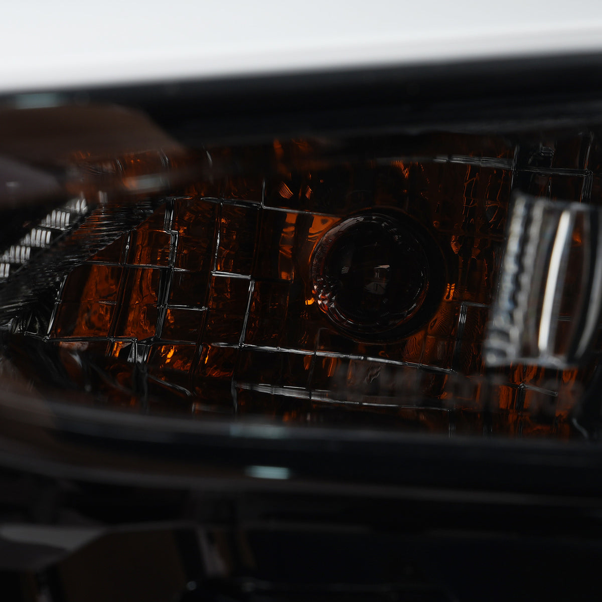 Linker LED-Scheinwerfer 81185-53A00 für Lexus IS300 IS350 2021–2023