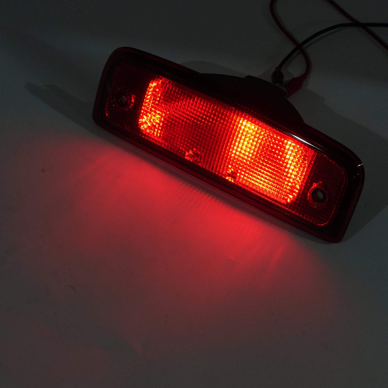 Terzo gruppo luce freno 923-153 per Nissan NV1500 2012-2021 Rosso