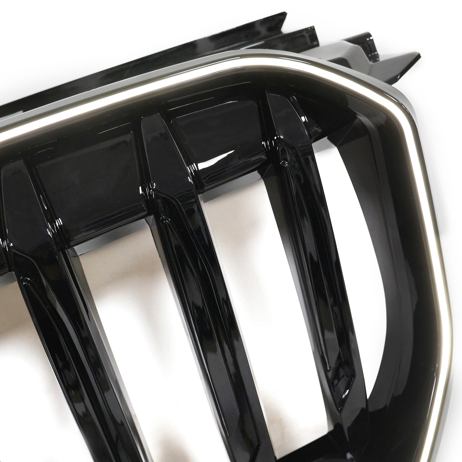 Shiny Black sprednji odbijač za BMW X1 U11 U12 2023-2024