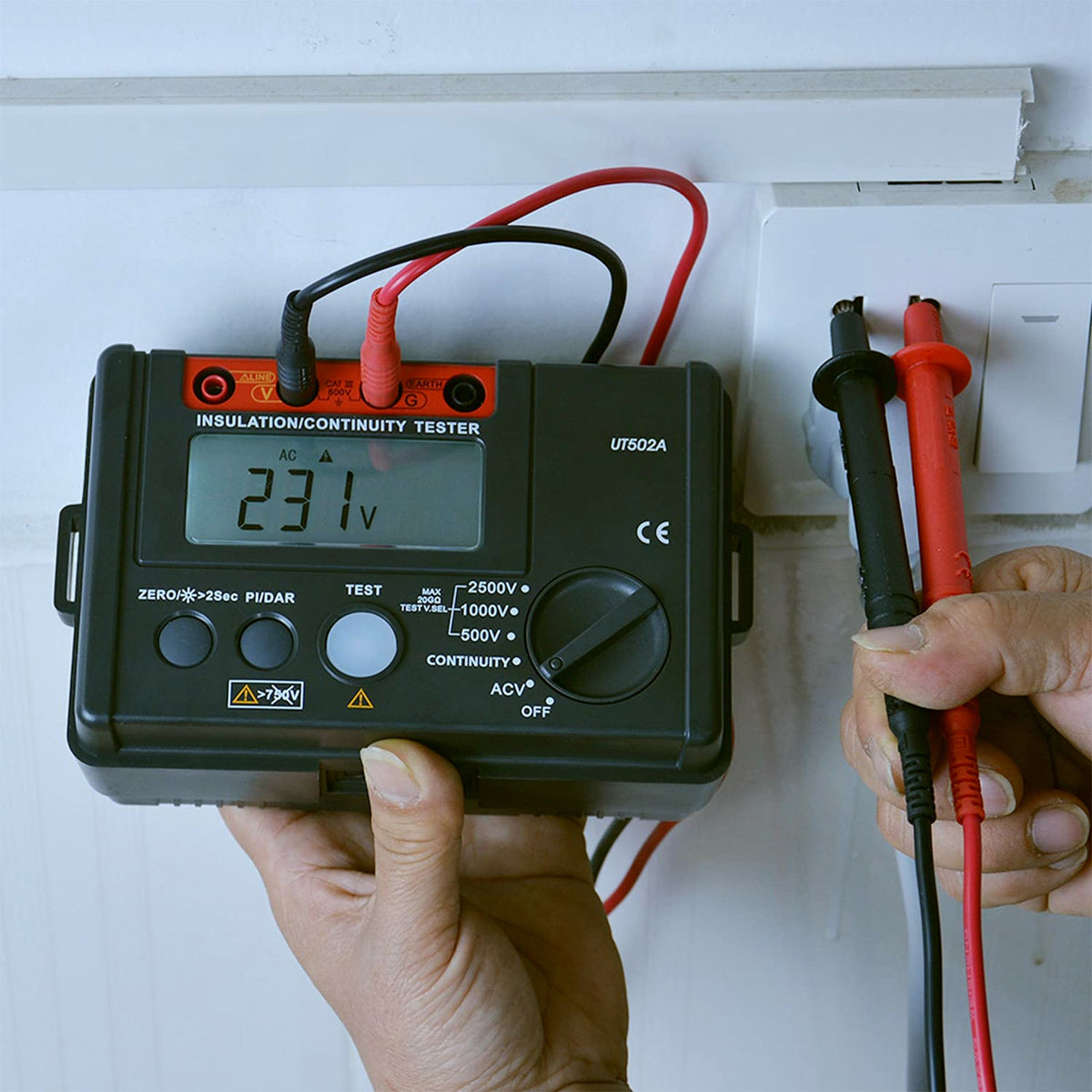 UT502A 2500V isolatie- en aardweerstandstester Megohmmeter voltmeter
