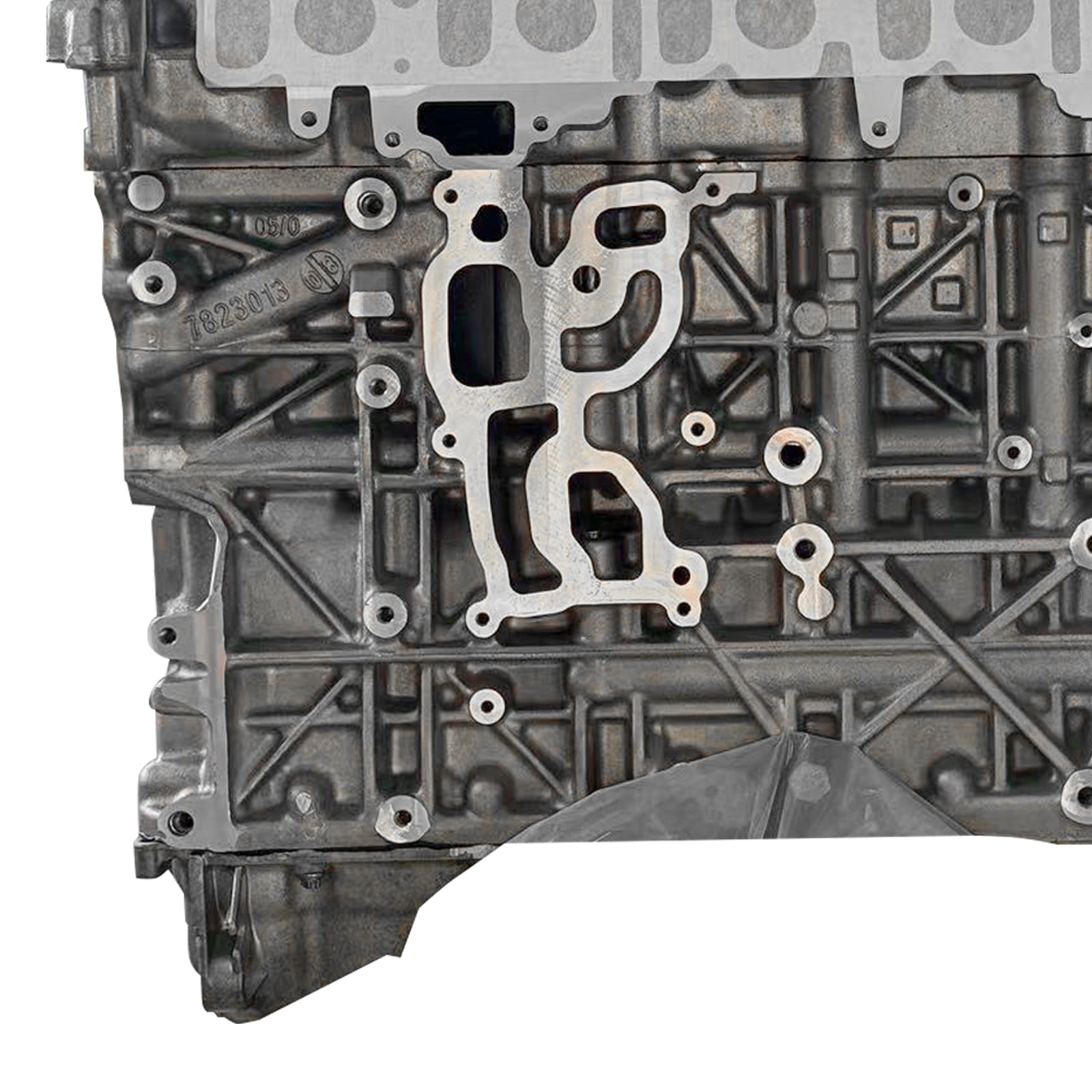 Uusi N57 moottori BMW F07 F10 F11 N57D30A 530d 3.0d Diesel