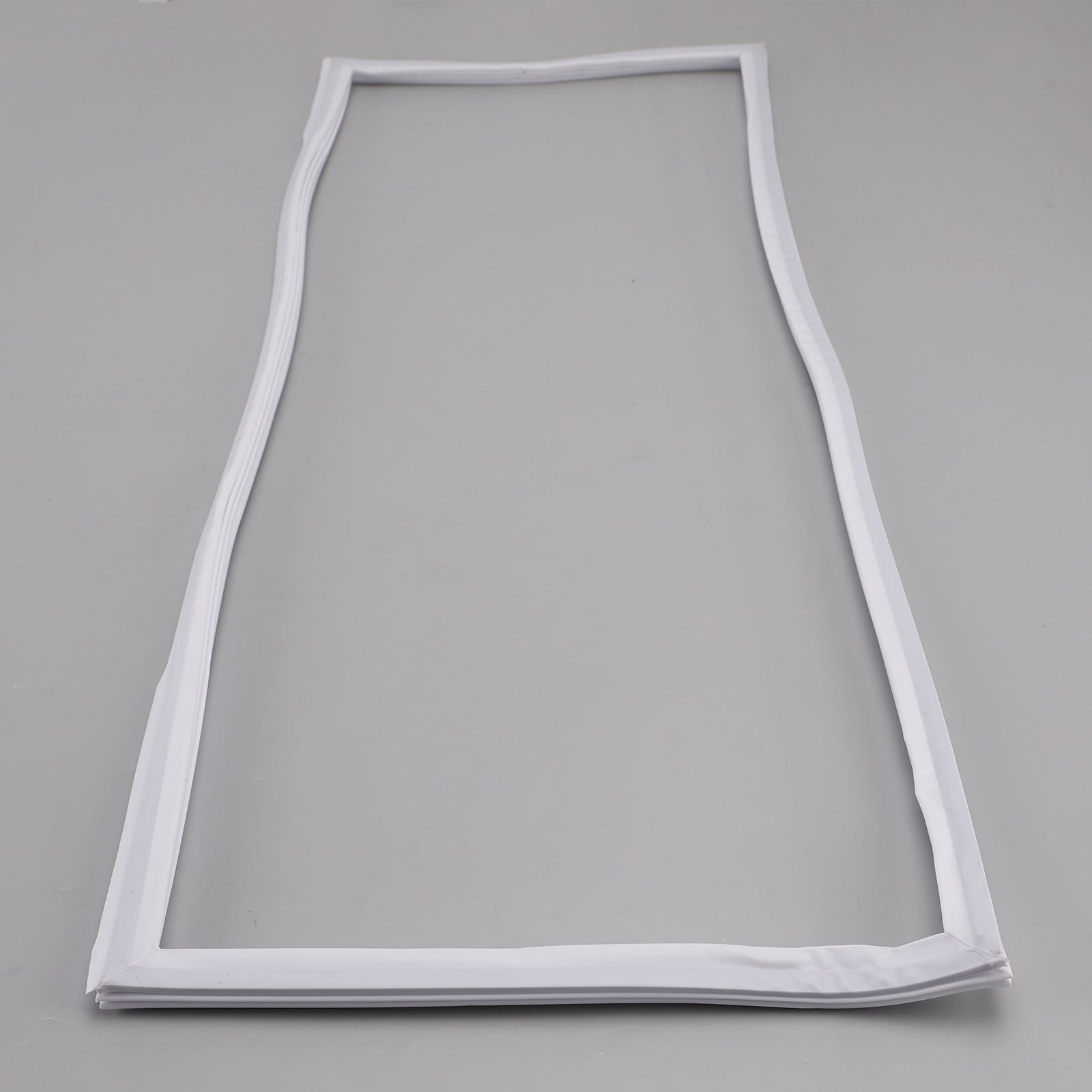 Guarnizione inferiore per porta frigorifero camper Dometic RM1350 (1 pezzo) - Codice articolo : 3851228019