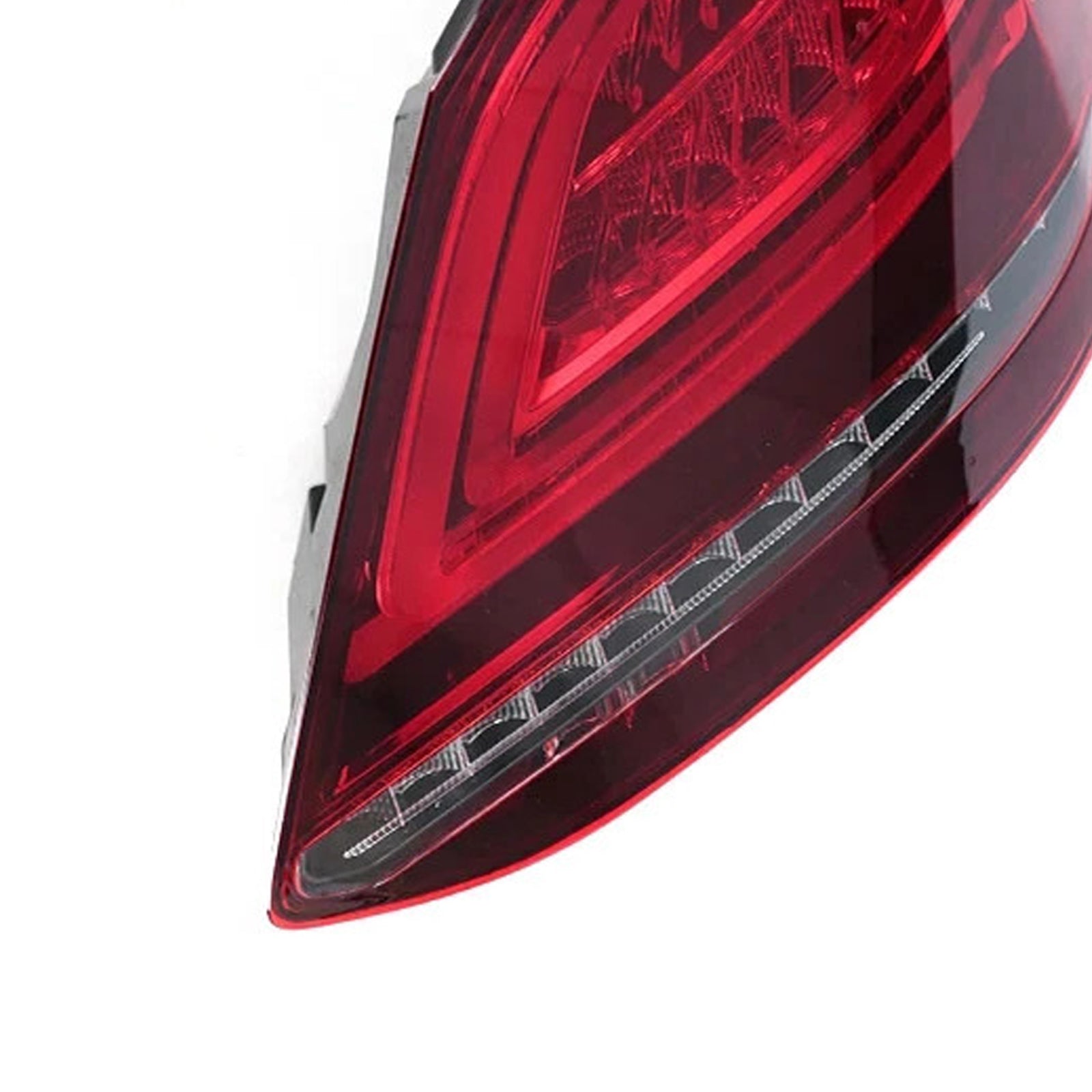 Prawa tylna lampa LED do Mercedesa-Benz W205 C63 AMG S facelift (2019-2021) – Numery części : 2059067103 i 2059067203