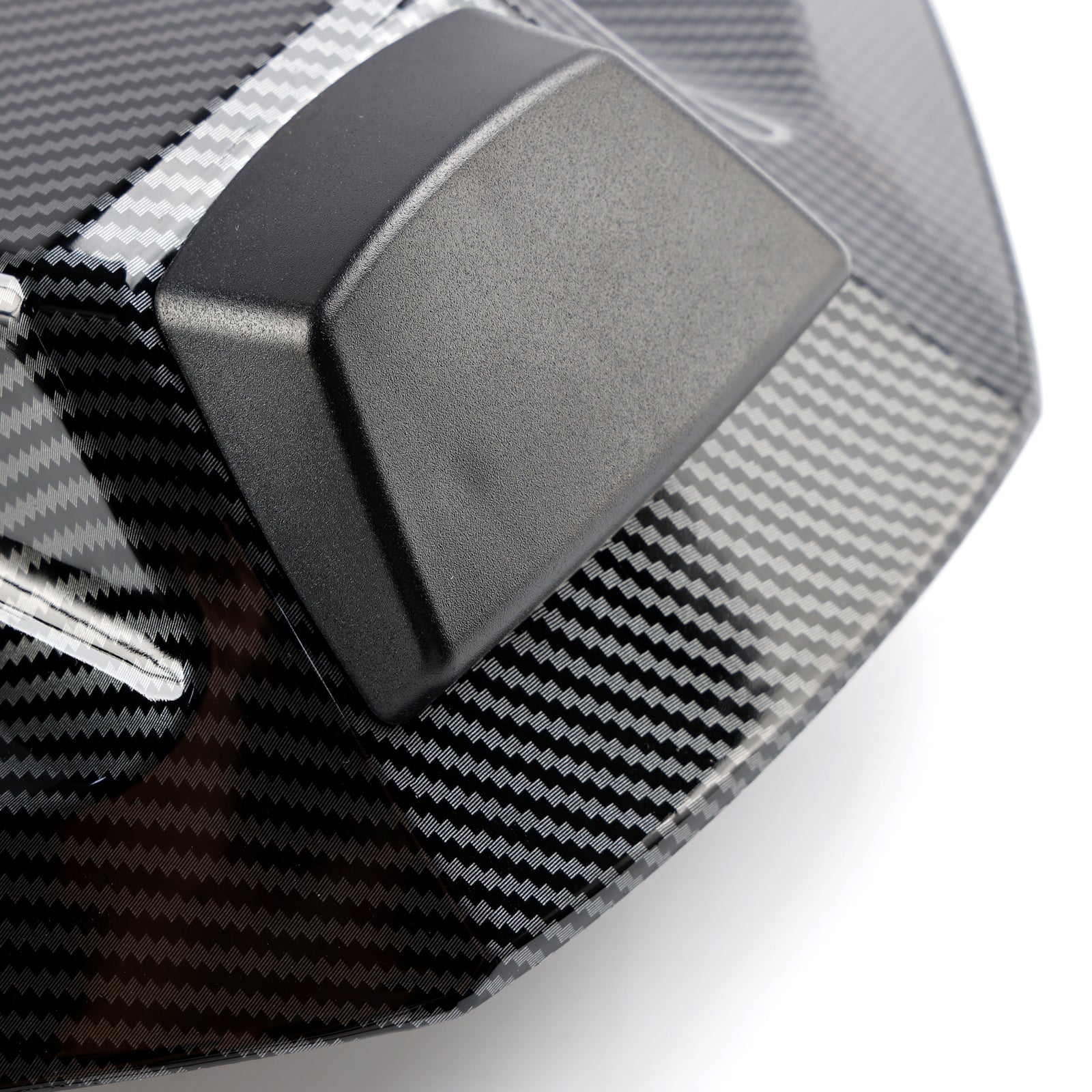 2017-2024 125 250 390 takaistuimen kansi Carréage Hall