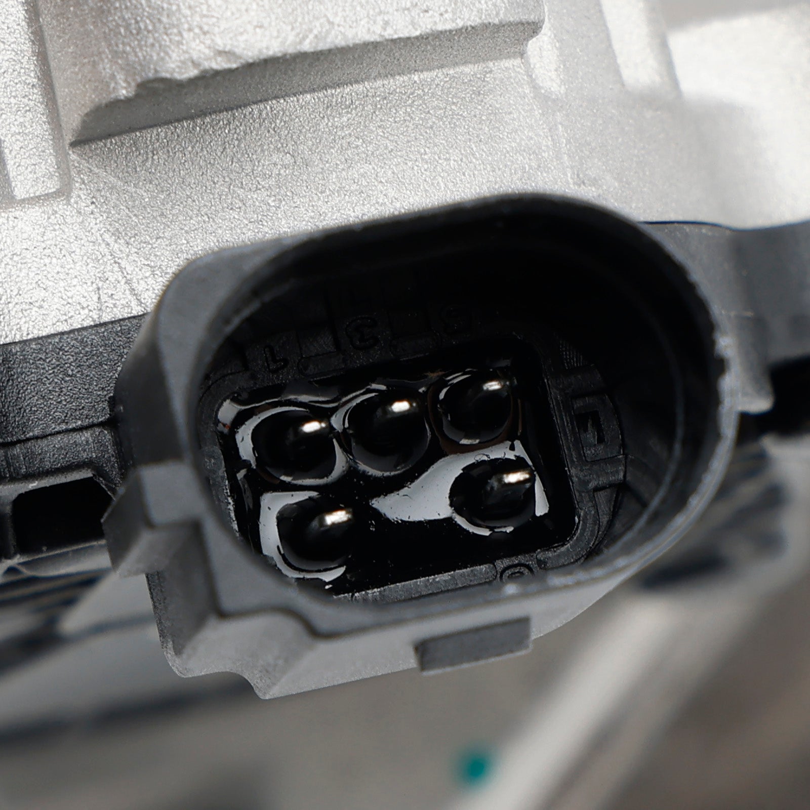 Zawór EGR Diesel 2011-2016 Chevrolet Silverado 2500 12665547