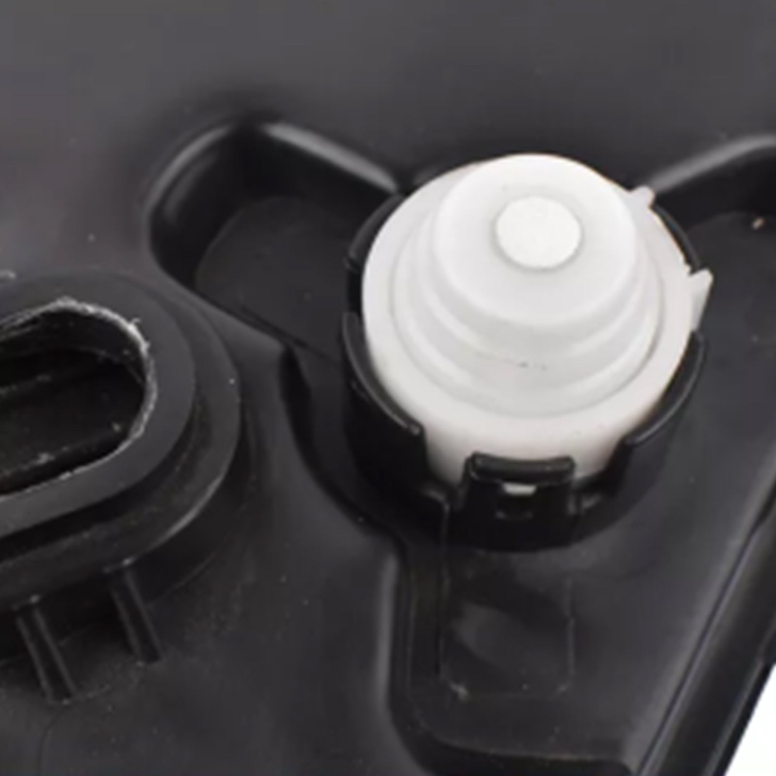 06.2009-08.2016 Peugeot 3008 Monospace 0U_ 2.0 HDI 1997 CCM 120 kW 163 PS Aditivni filter za gorivo DPF Tank črpalka 1606340280