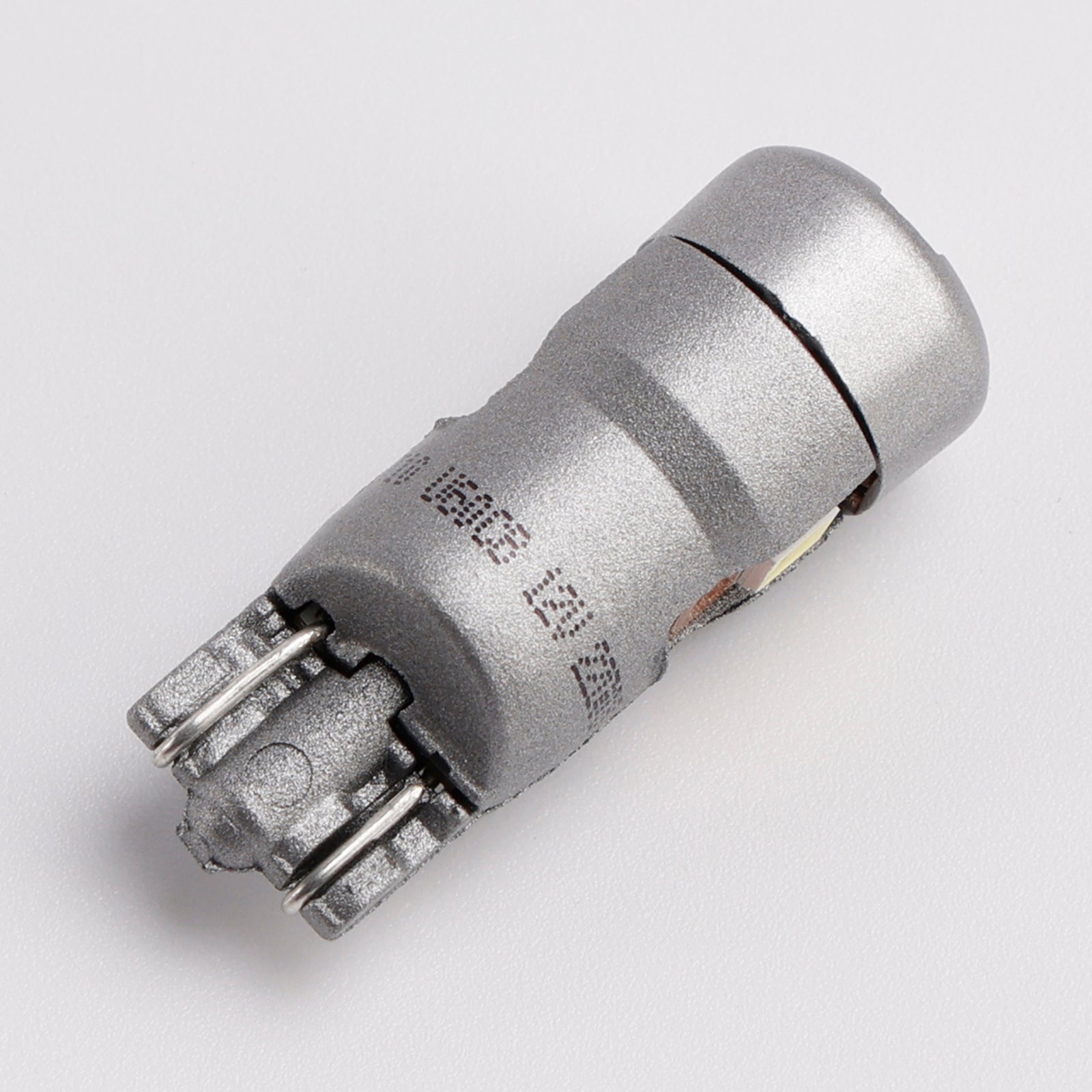 T10 Ultinon Pro6000 LED-auton ajovalo W5W 11961U60CB 6000K 130LM PHILIPSille