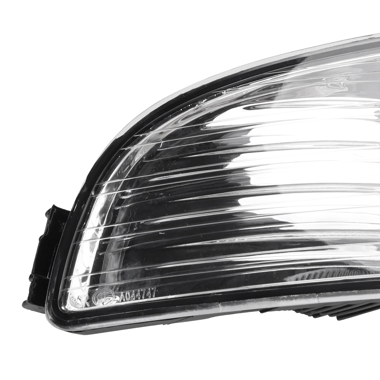 Vasen ja oikea sumuvalon suojus 3T0941701 3T0941702 Skoda Superb 2008-2013