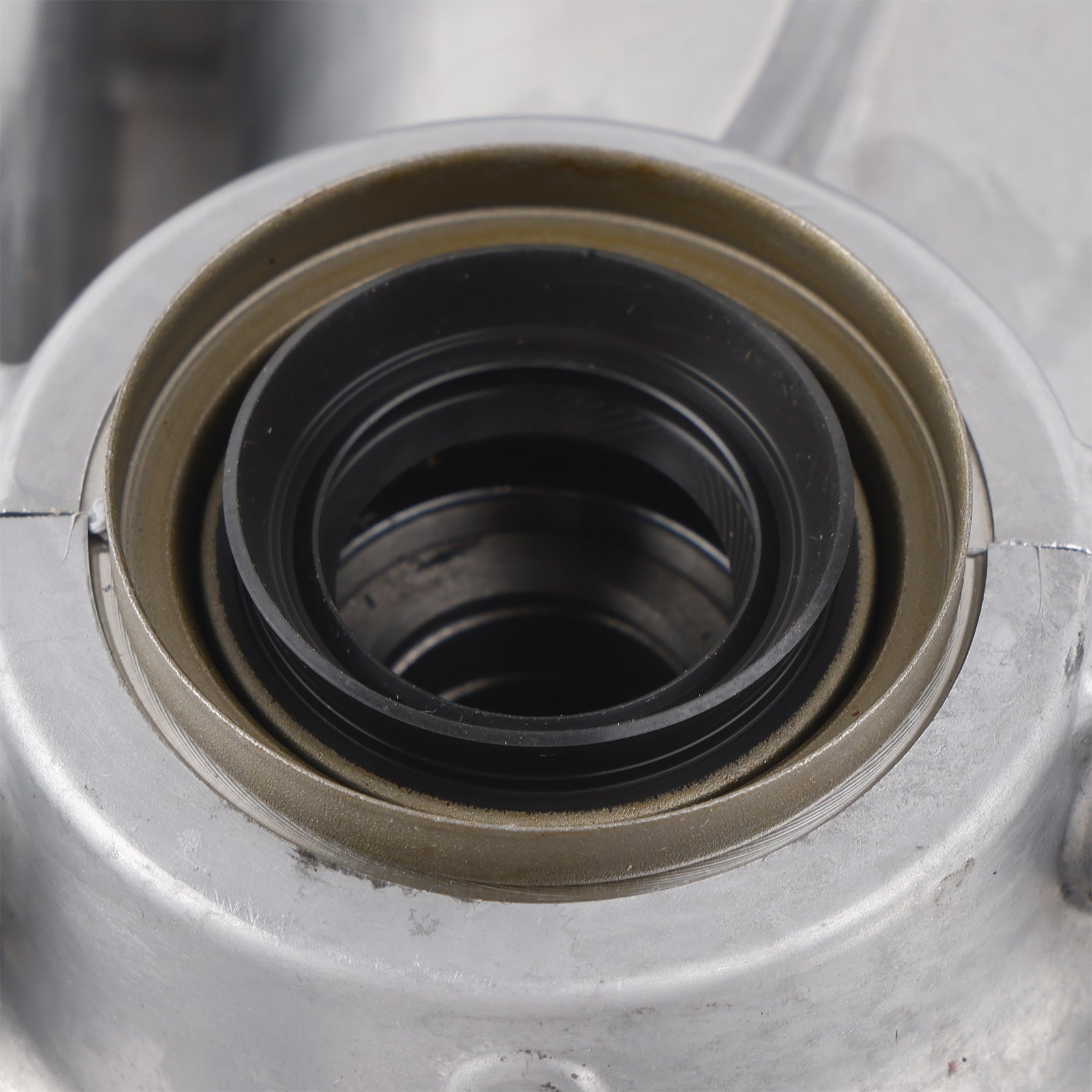 Conjunto de soporte diferencial del eje trasero para Mazda CX-5 (4x4) 2018-2024, número de pieza KA0327020 KE012797XB