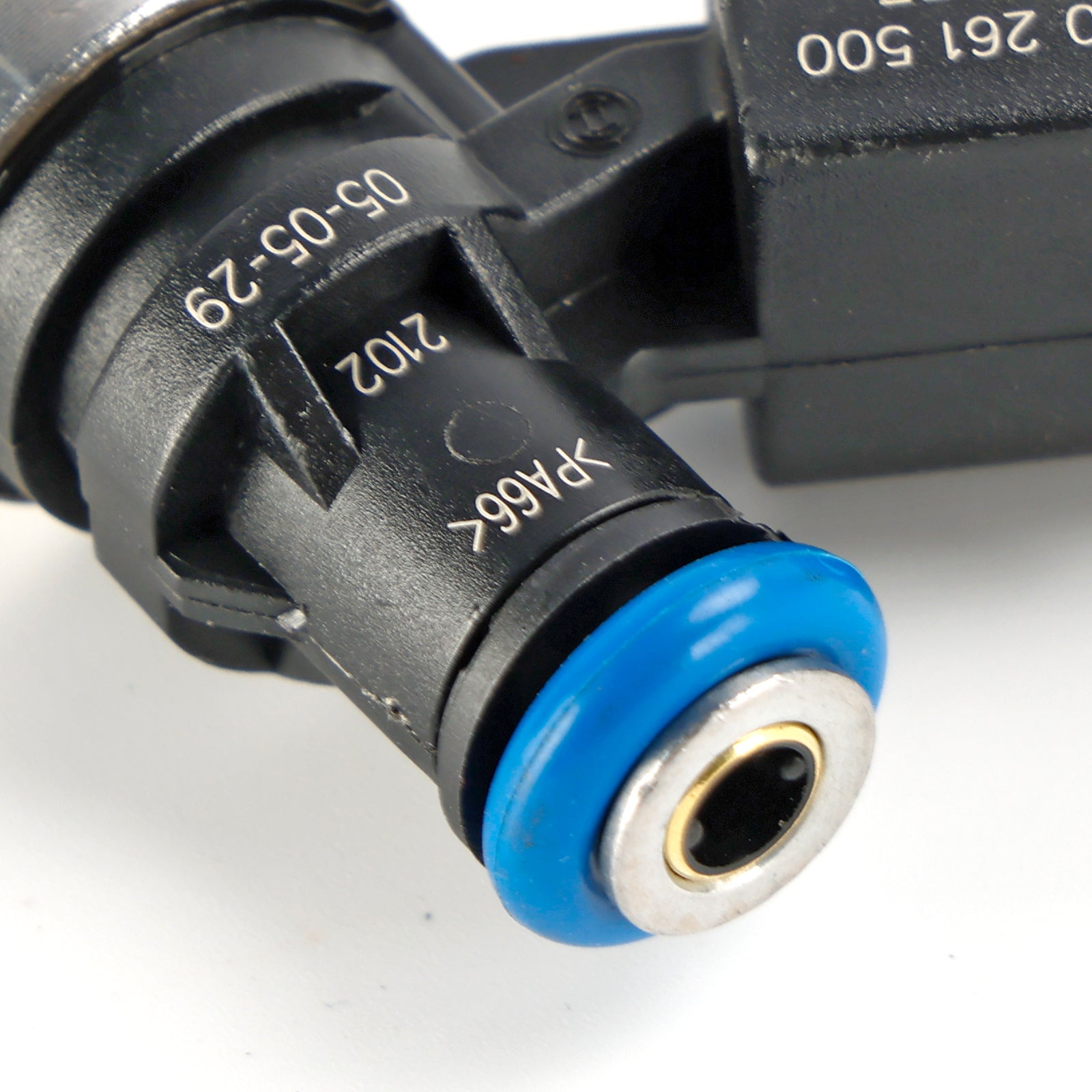 1pcs Inyector de combustible 06E906036F para Audi Q5 A4 A5 3.2L V6 2008-2011 0261500037