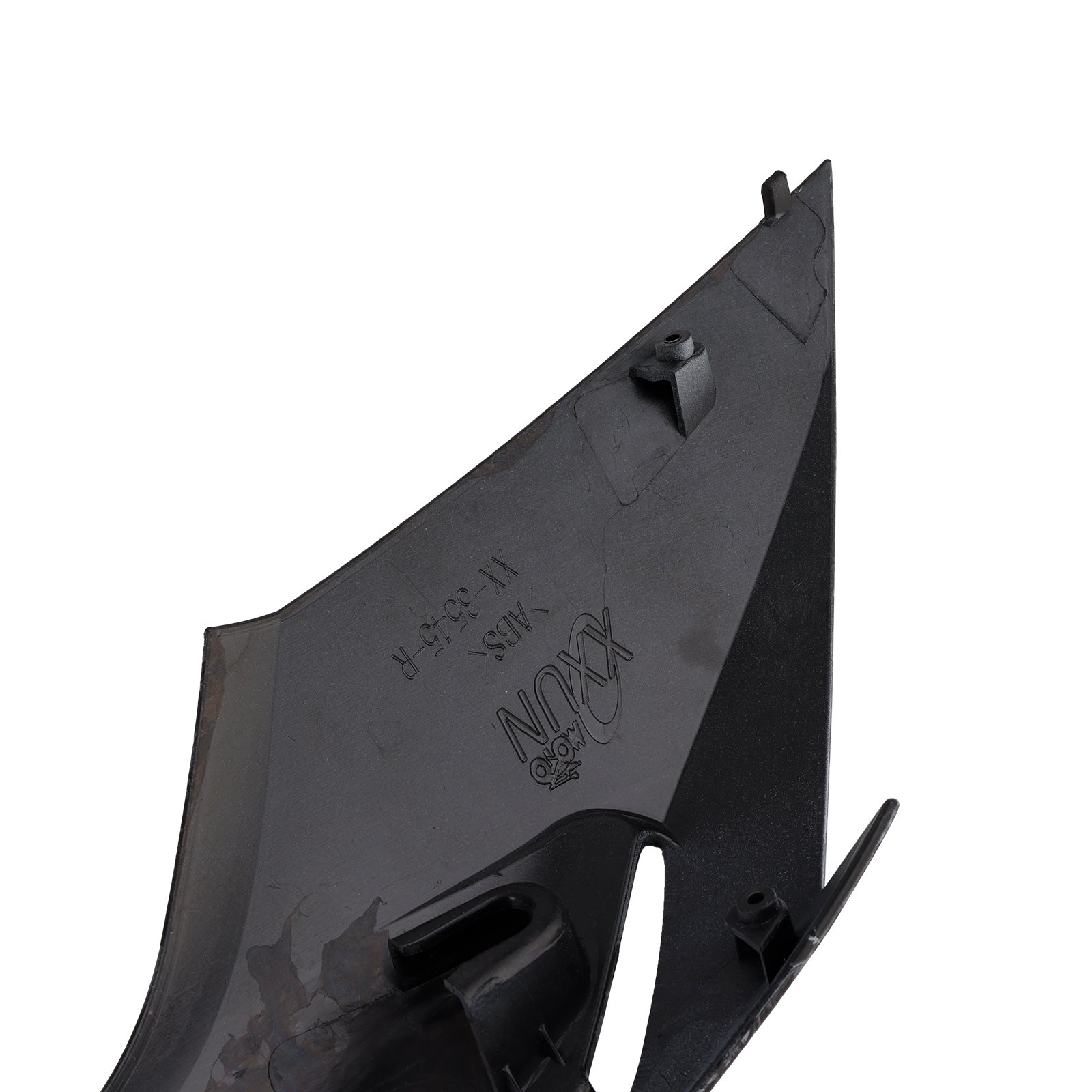 Alempi heijasuojausvallo katu kolminkertaiseksi 765 R/RS 2020-2022