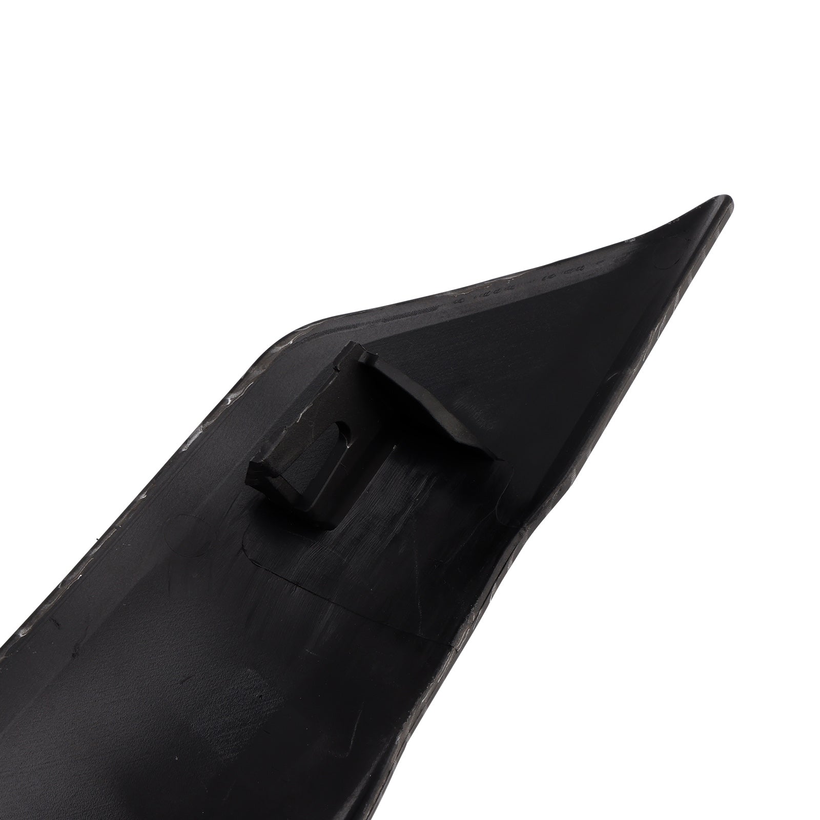 Alempi heijasuojausvallo katu kolminkertaiseksi 765 R/RS 2020-2022