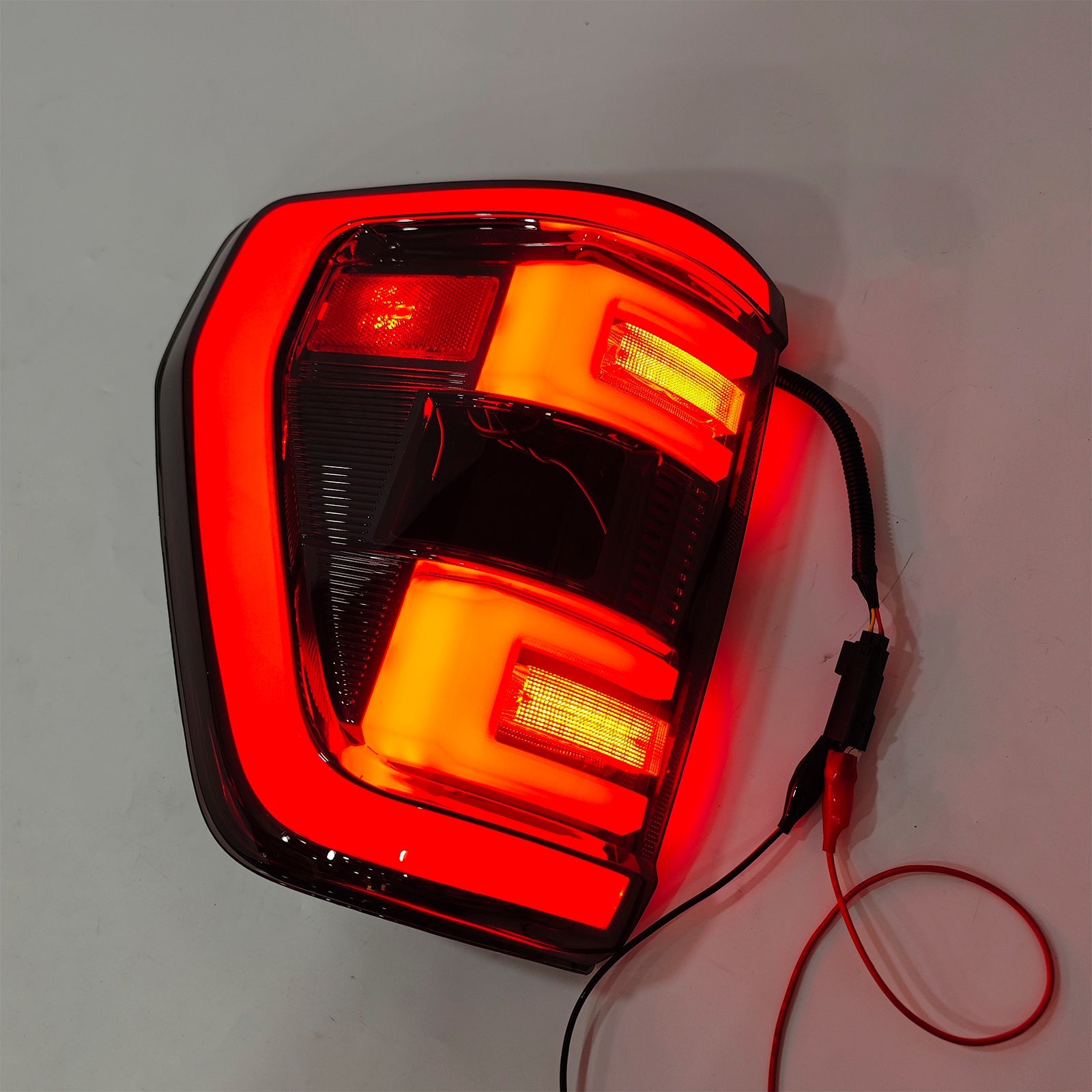 Levo in desno nazaj v LED Raptor Style za Ford F150 2021+