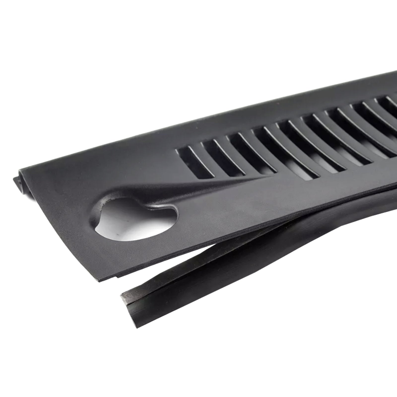 1999-2004 Ford Mustang Base, Coupe/Cabriolet pyyhkimen ikkunan paneelin säleikkö oikea ja vasen 3R3Z6302228AAA