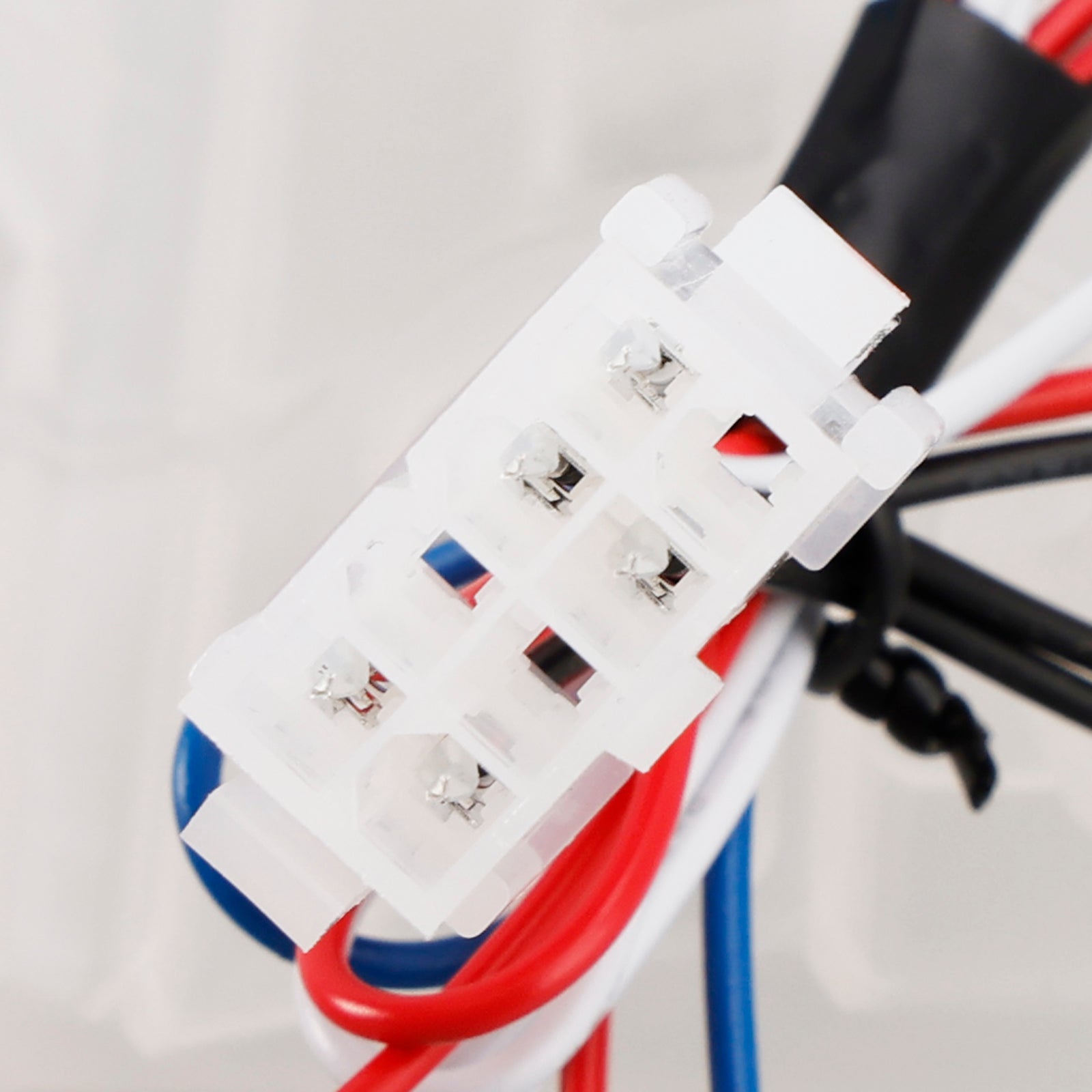 Zawór wlotowy wody ciepłej i zimnej do pralki (części) W11210463, W11101906, W10869803)