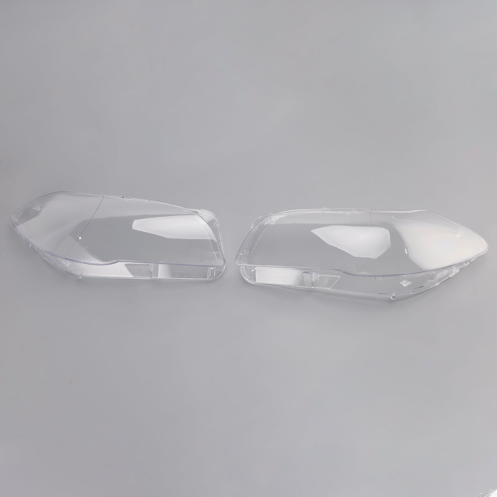 Cache de phare gauche et droit avec kit de joints pour BMW Série 5 F10 F11 (2009-2017) - Référence : 171425-02 63117271912