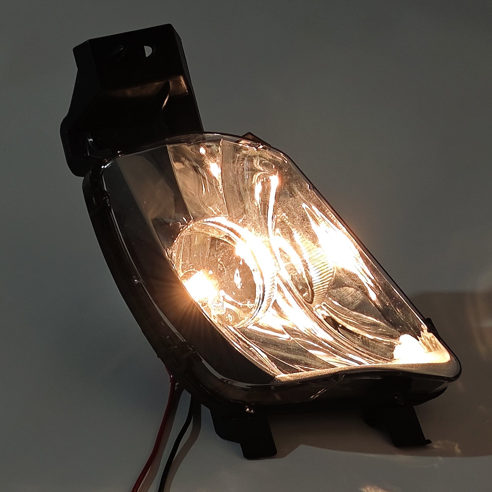 Cache de feu antibrouillard avant droit avec ampoule pour Peugeot 308 CC 4B Berline 2007-2014