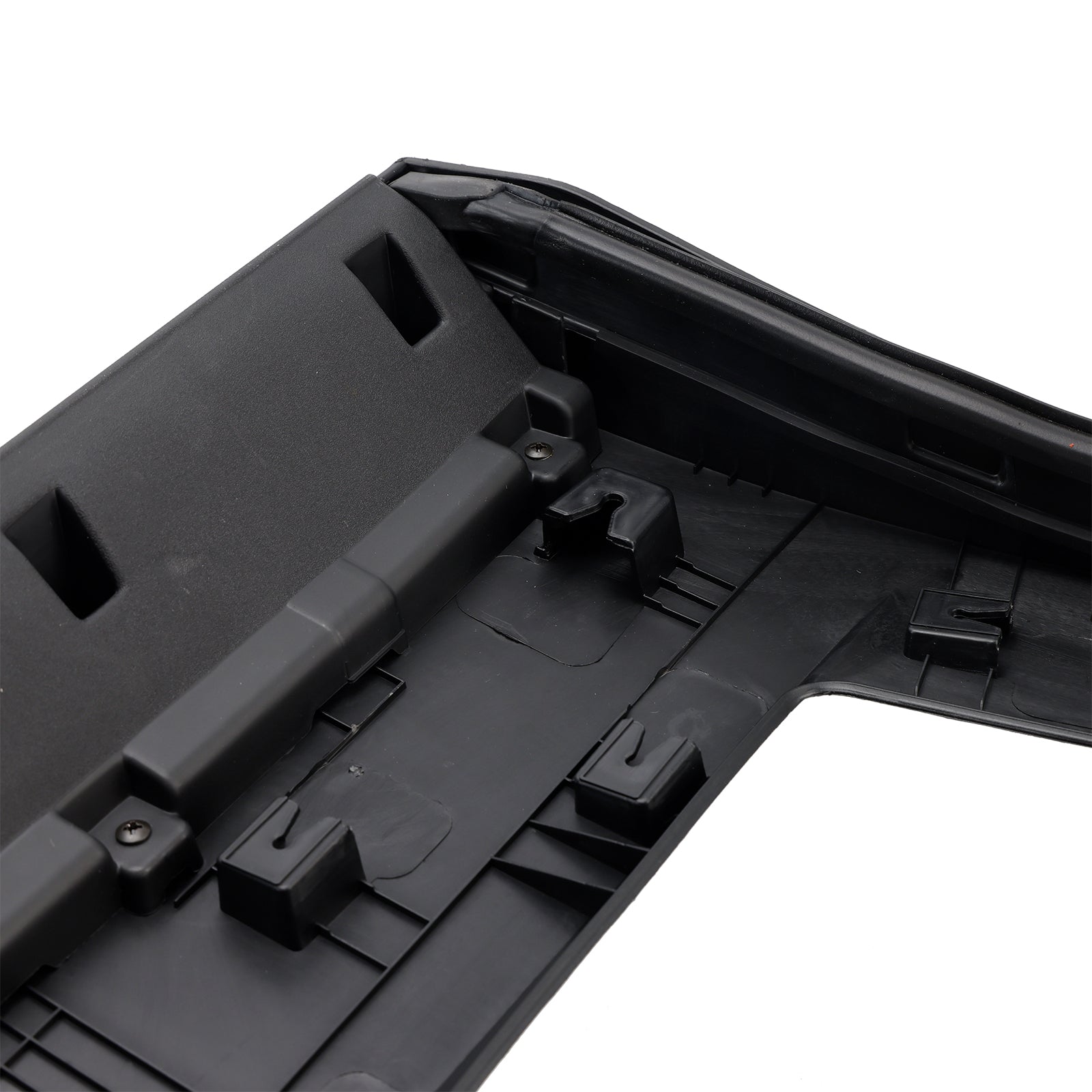 Takaovien alempi lista, vasen ja oikea, Hyundai Tucson 2022-2024, osanumero 87731-CW000-ETTÄ