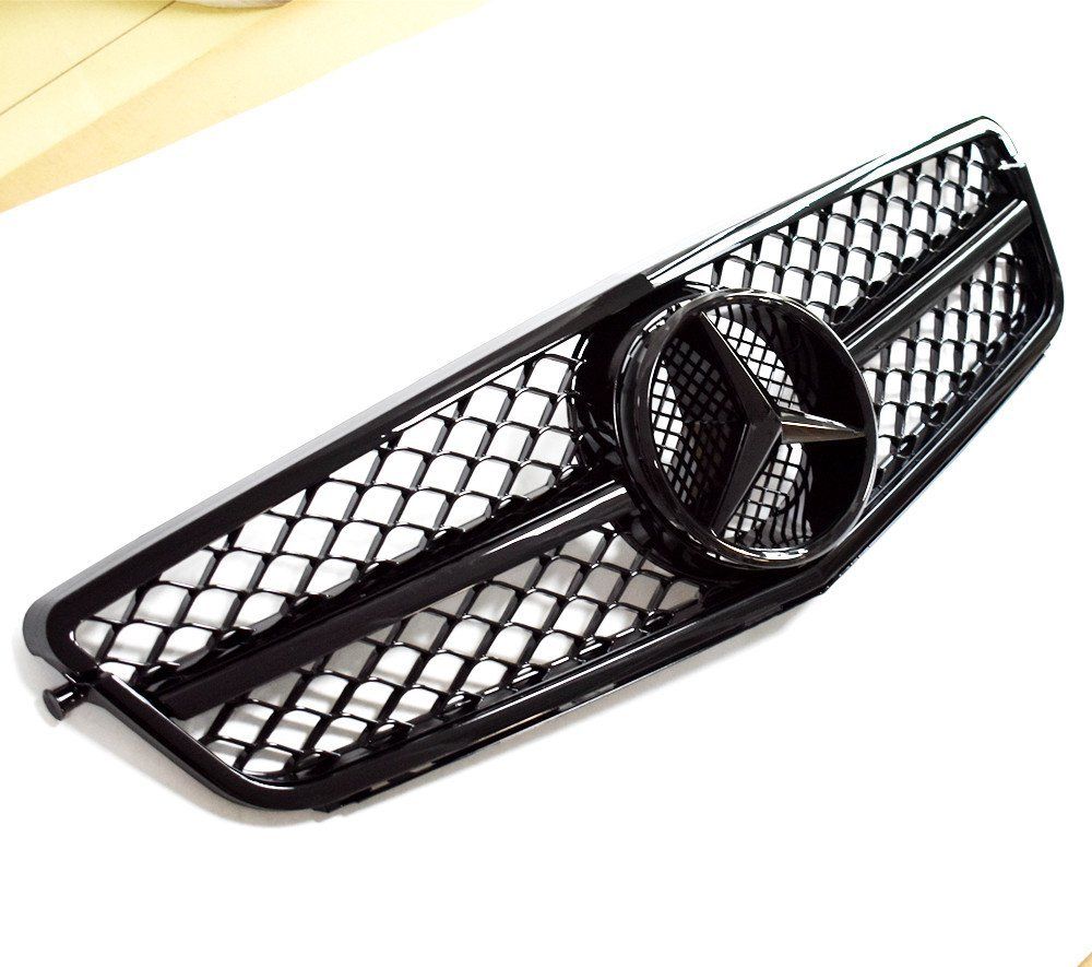 W204 C250 C350 08-14 Mercedes Benz AMG Style Grille de remplacement de calandre noire brillante générique