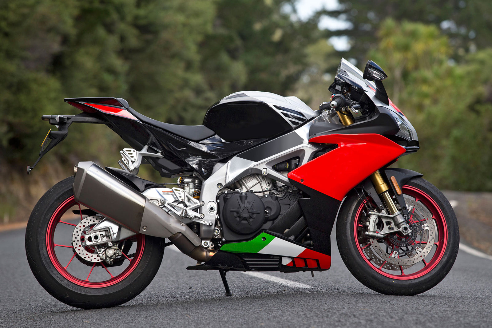 Amotopart Aprilia RSV4 1000 2016-2018 Kit de carénage