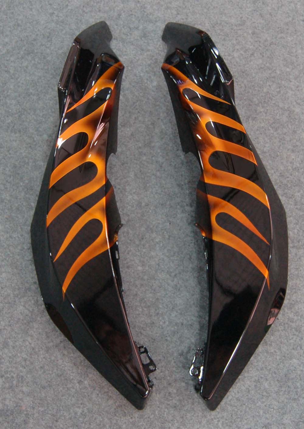 Trgi Amotopart 2007-2008 Honda CBR 600 RR Črni in oranžni plamen generični