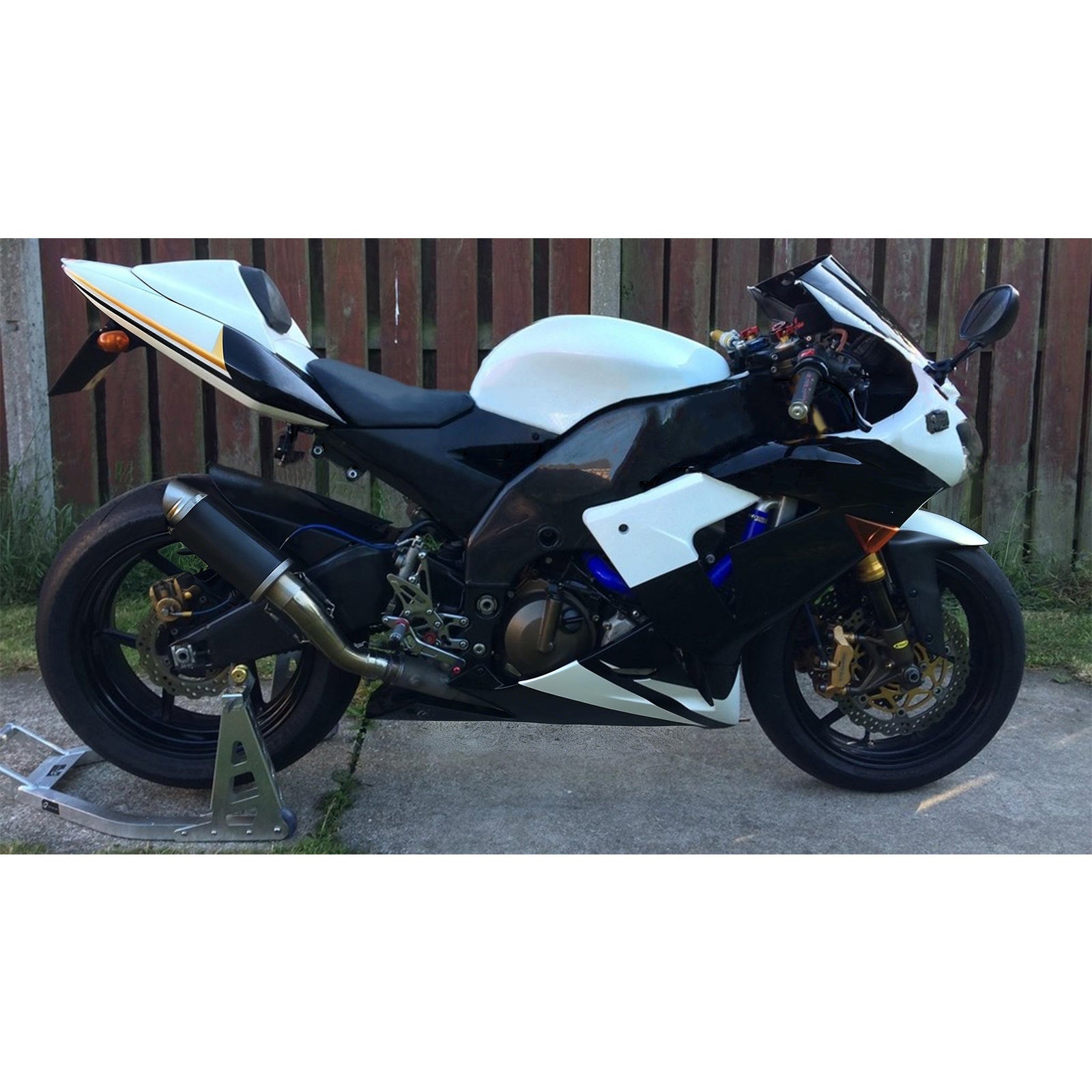 Kit de carénage Amotopart pour Kawasaki ZX10R 2004-2005 Générique