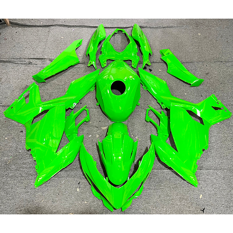 2018-2023 Kawasaki EX400 / Ninja400 ABS muovinen korin ruiskutussuojaussarja FAX