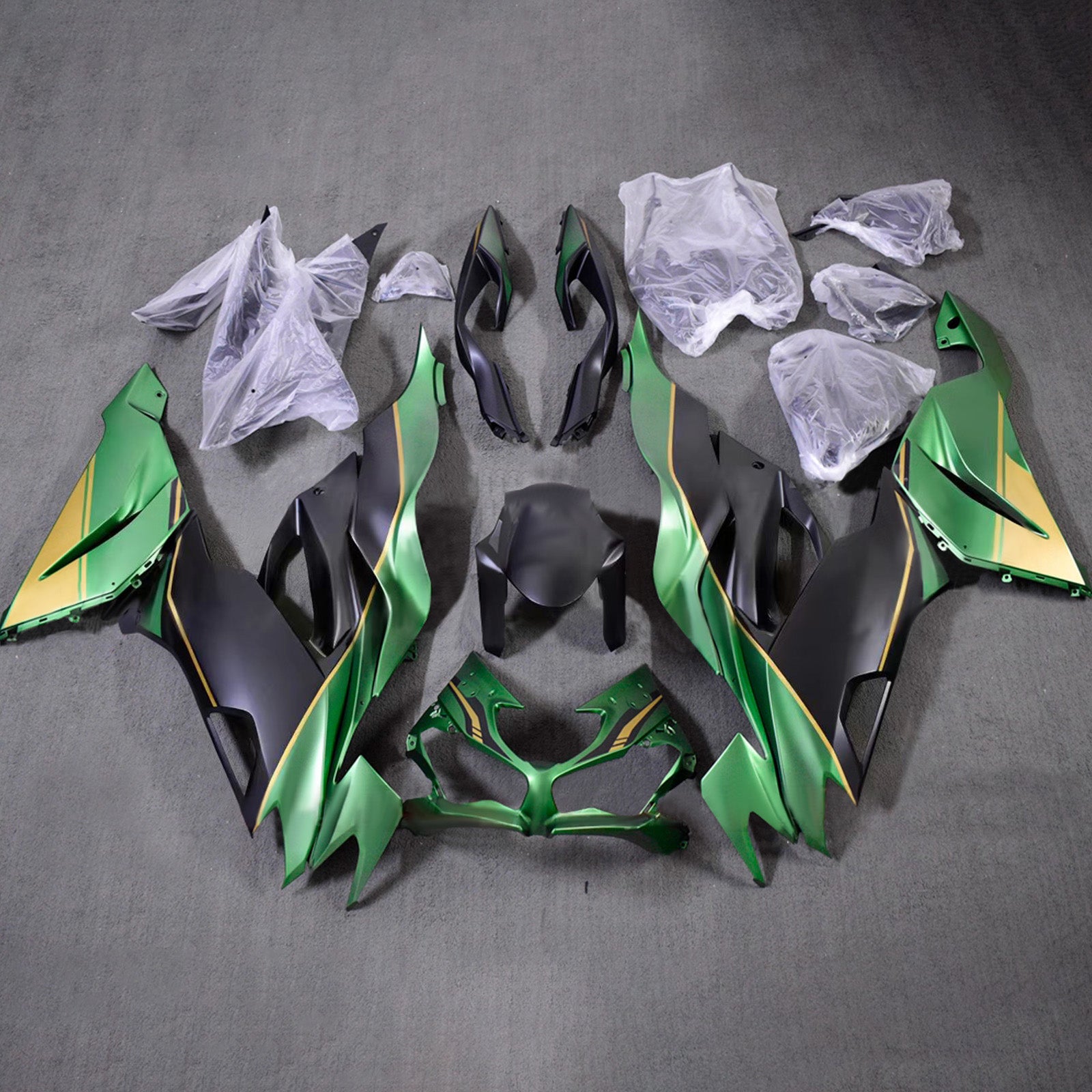 ABS-muovinen ruiskutettu suojasarja, yhteensopiva Kawasaki ZX6R 2019-2023 kanssa