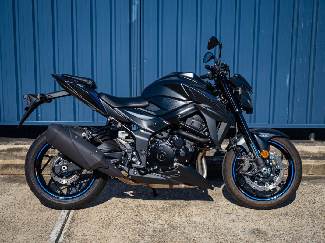 Amotopart Suzuki GSX-S 750 2017-2021 ABS muovinen korin suojasarja