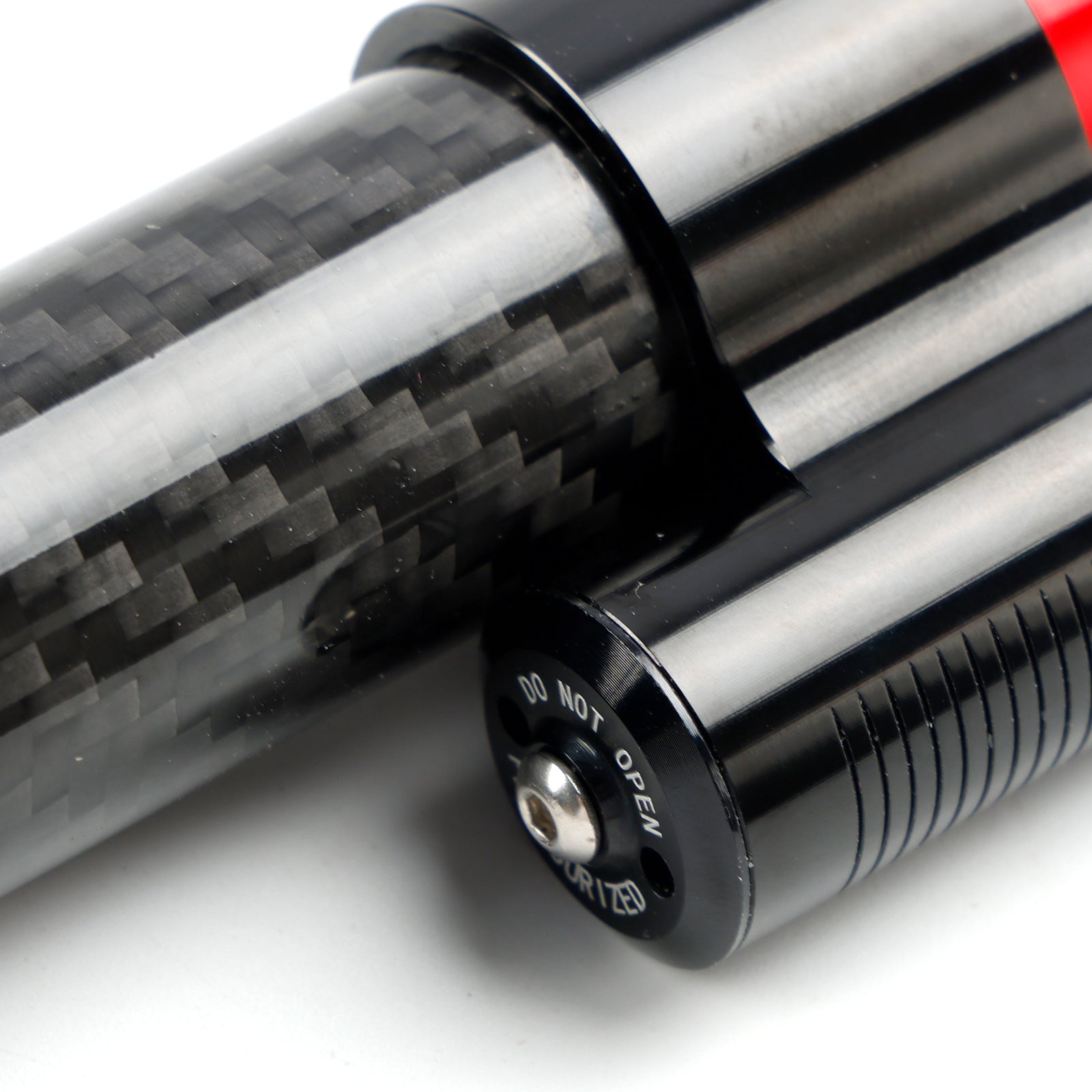 Kompleti za pritrditev stabilizatorja stabilizatorja;