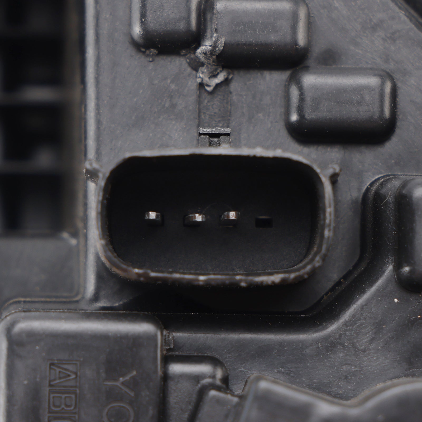 Podpora d&Žarnica desne zadnje luči za Opel Astra K 5-vratna kombilimuzina 2016-2023 39001578