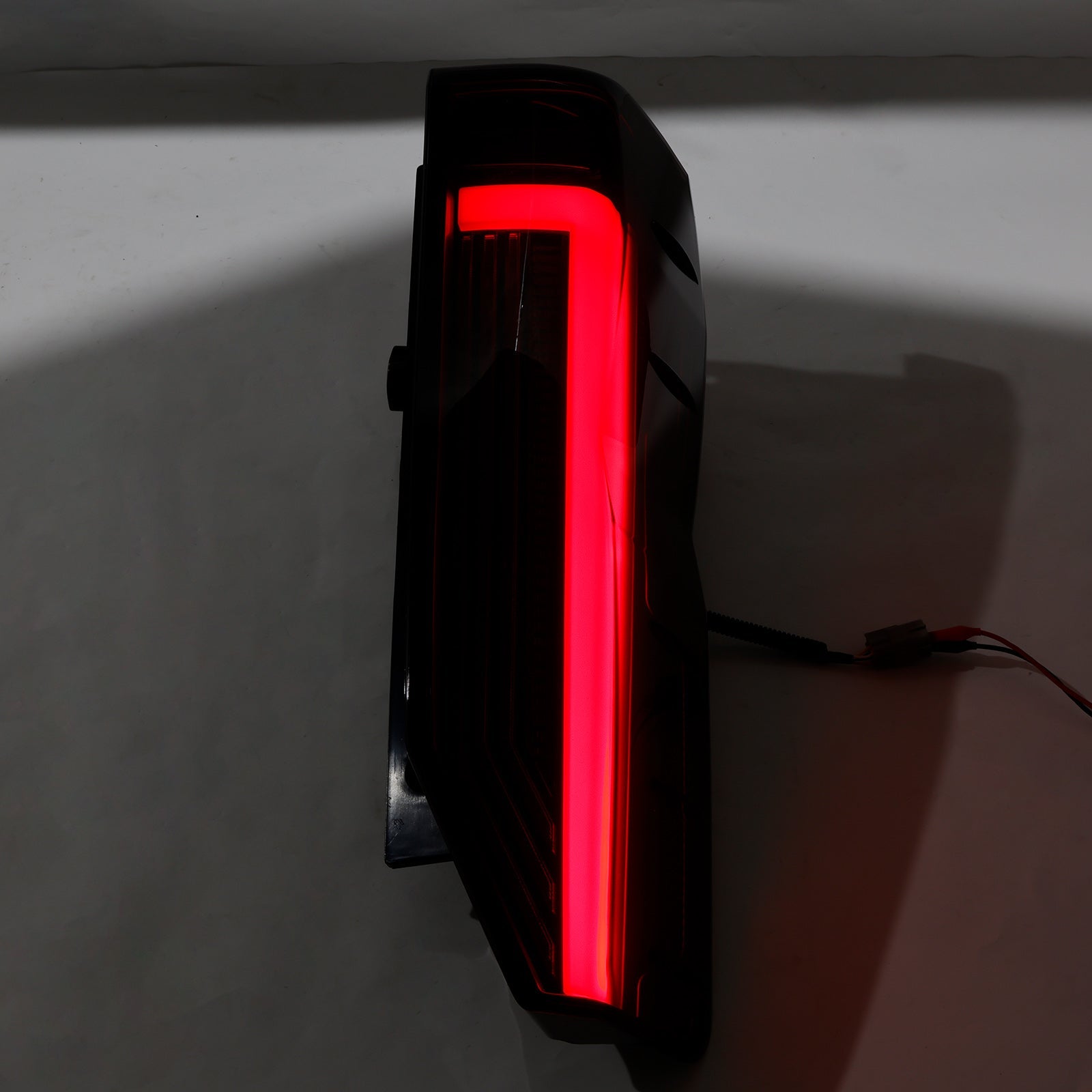 Links en rechts LED-achterlichtmontage voor Toyota Hiace 6e H300 2019-2023