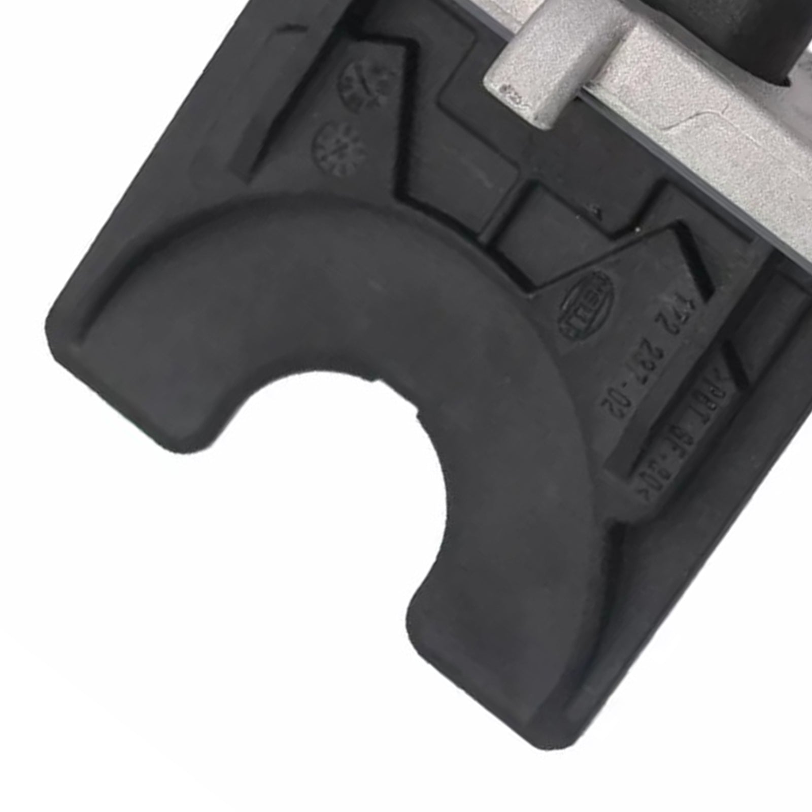 Neutralny przełącznik bezpieczeństwa AE8Z-7F293-A dla Forda Fiesta Focus S Titanium Sedan 2011-2019