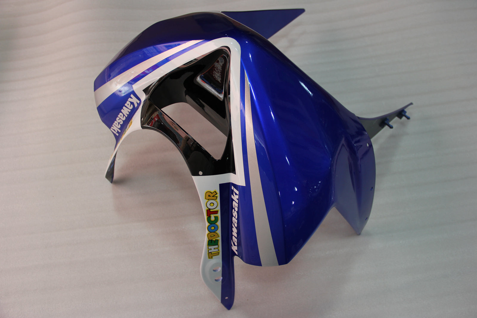 Zestaw plastikowych nadwozi do wtrysku Kawasaki Zx6r Camen z lat 2003-2004