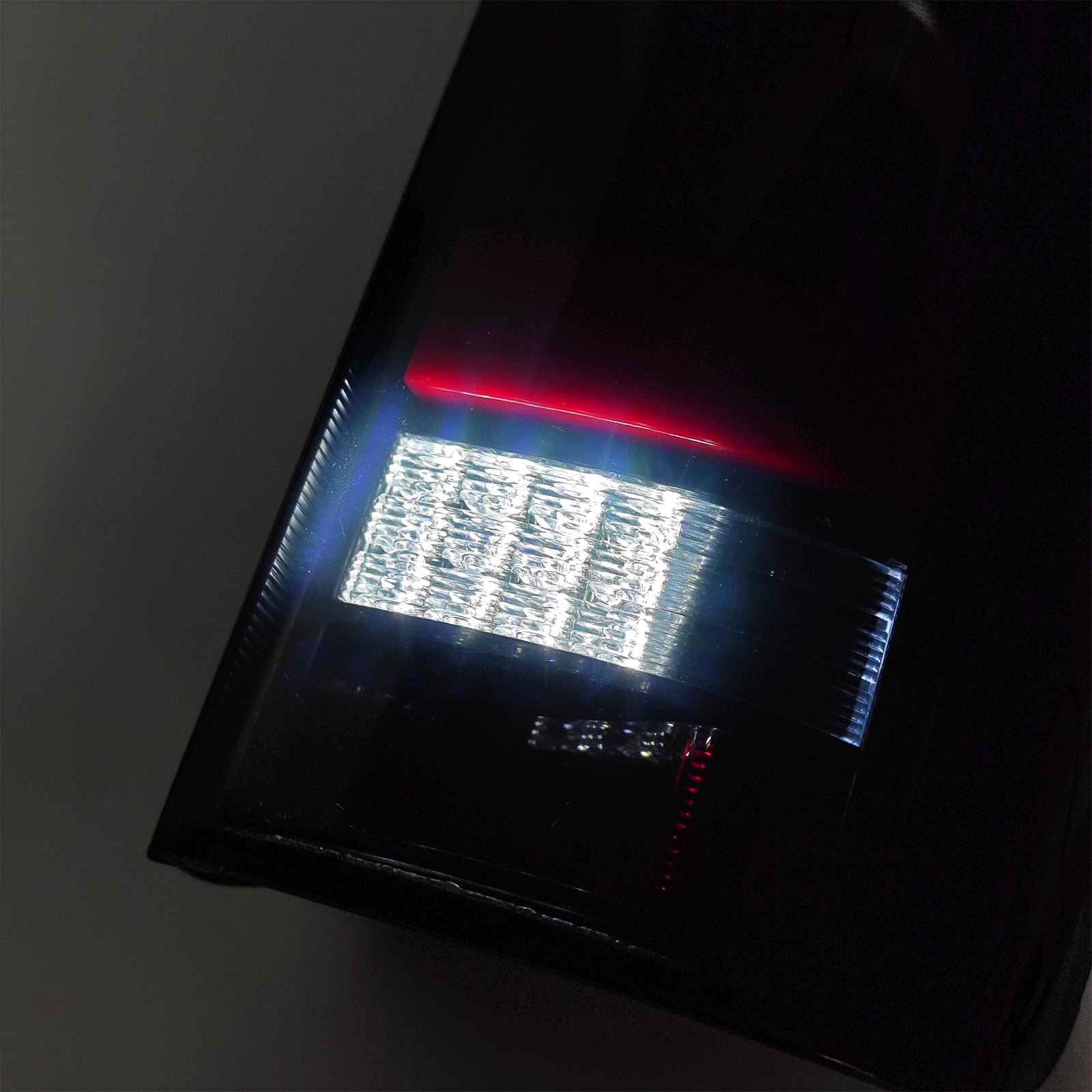 Ensemble de feux arrière à DEL gauche et droit pour Toyota Hiace 2005-2018