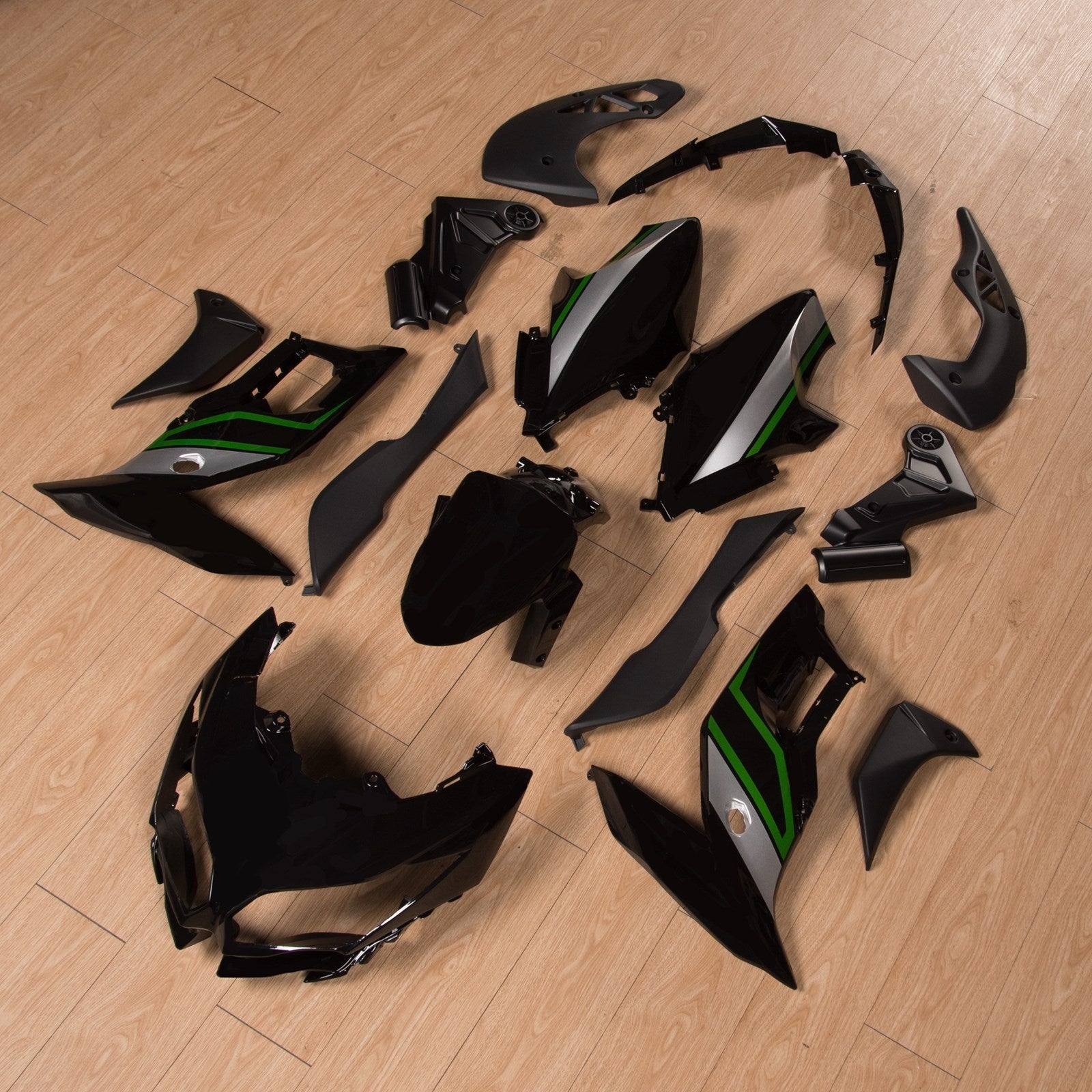 Injektiotapapakkaus, ABS-muovinen runko Kawasaki Versysille 650 2015-2021