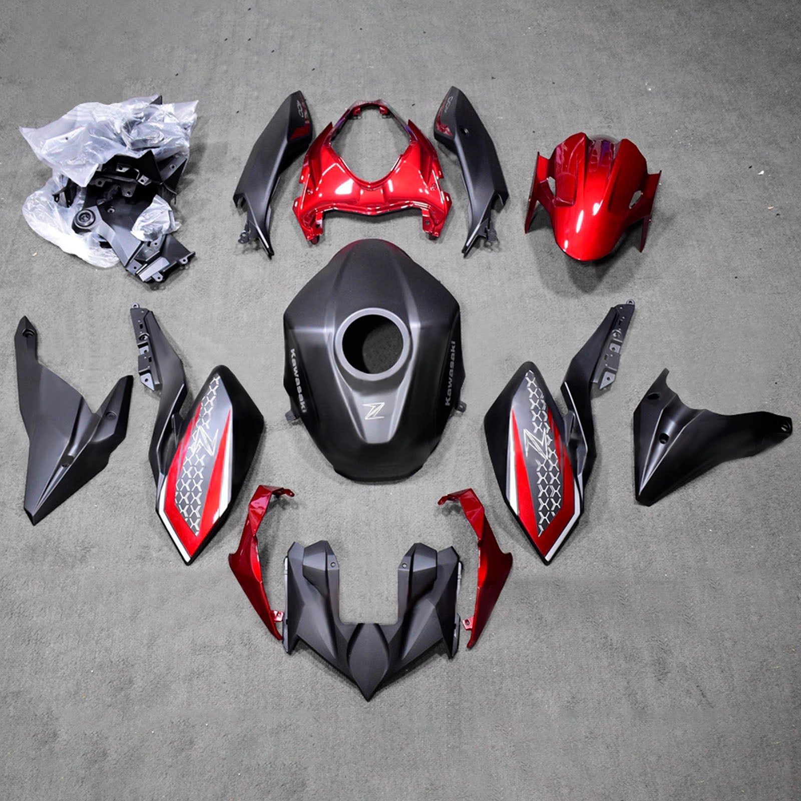 Kit de carénage injecté en plastique ABS compatible avec Kawasaki Z400 2018-2024