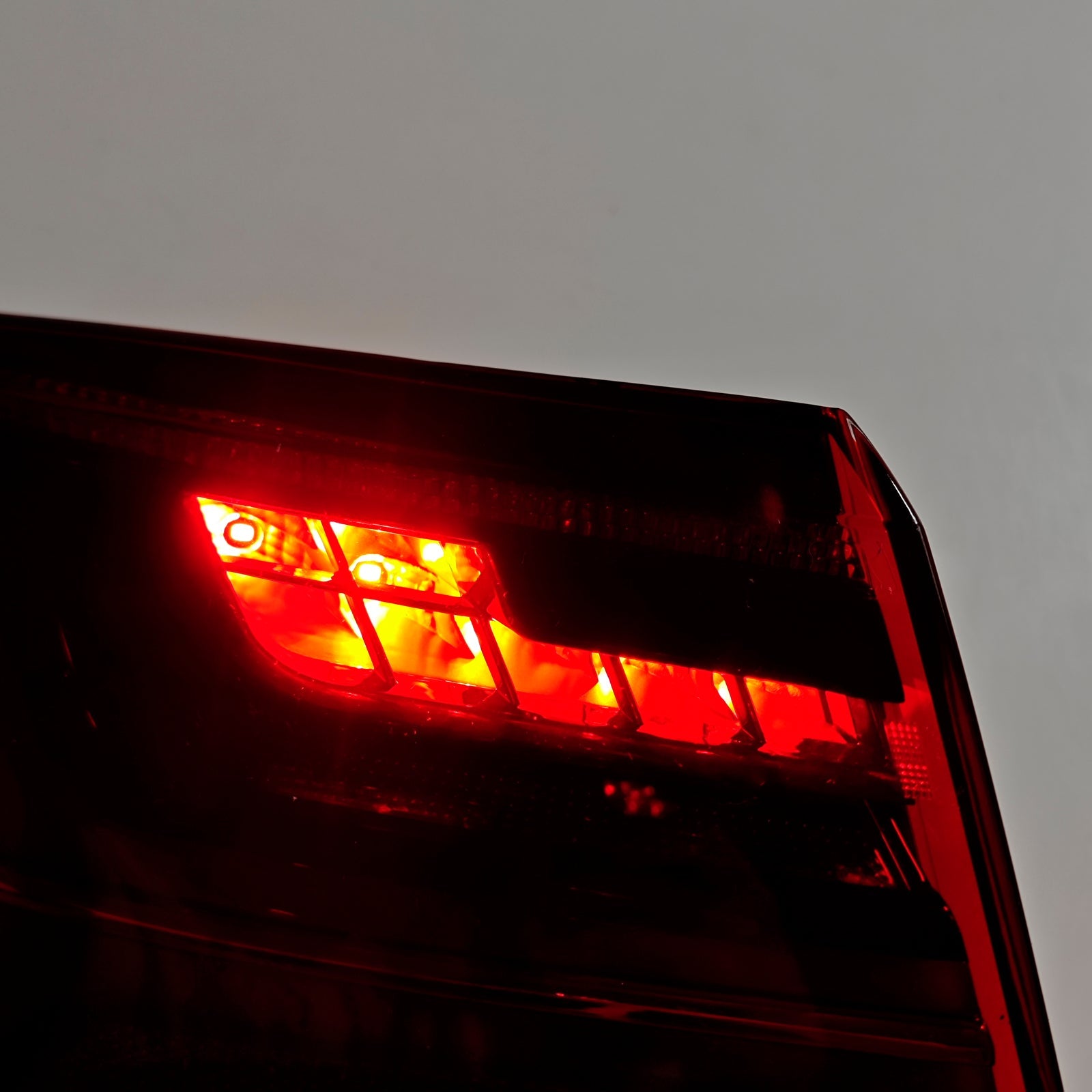 Paire de feux arrière extérieurs gauche et droit pour Audi A6 4G C7 2015-2018 4G5945095E 96E