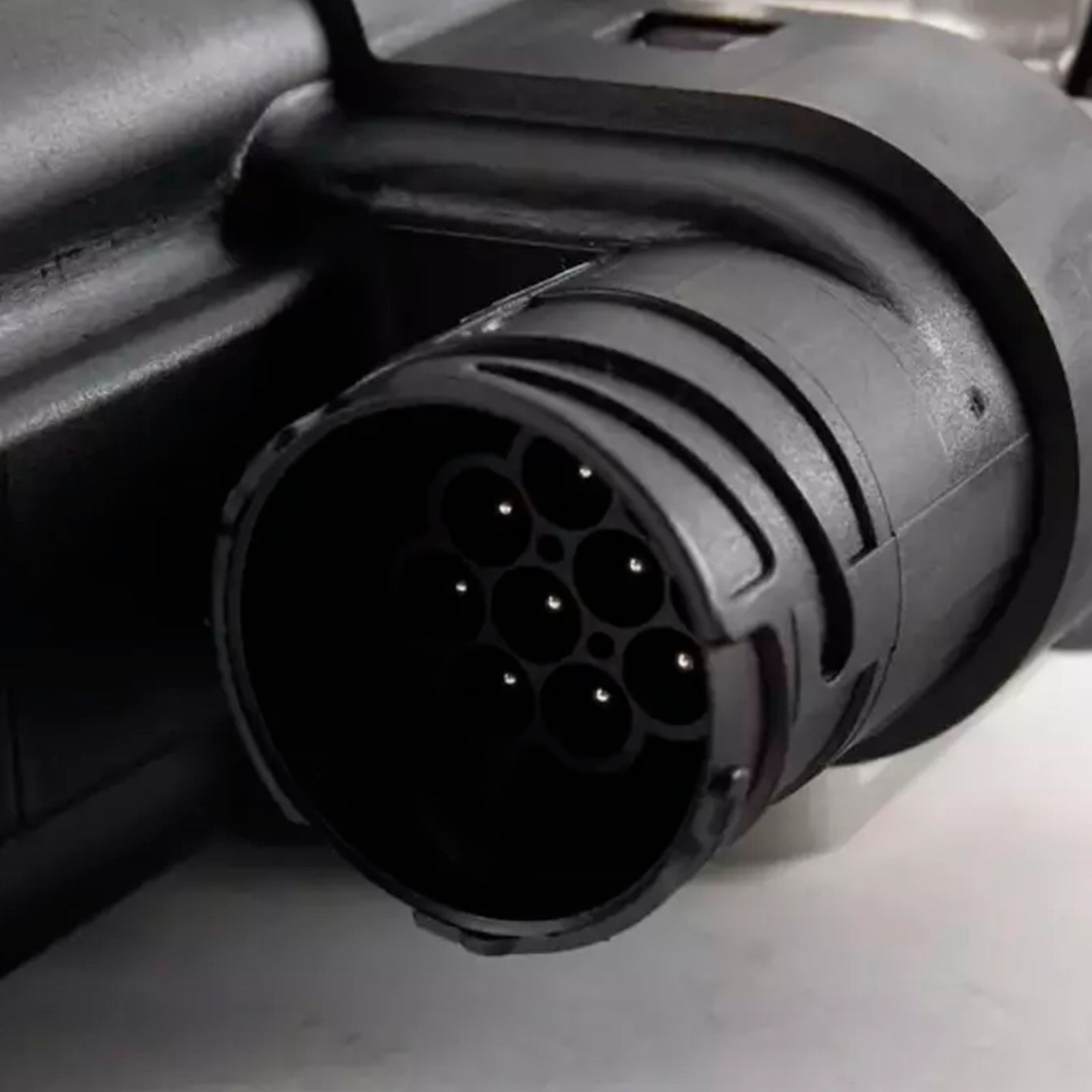 Bułerz BMW 5 E39 1995-2003 13541433414