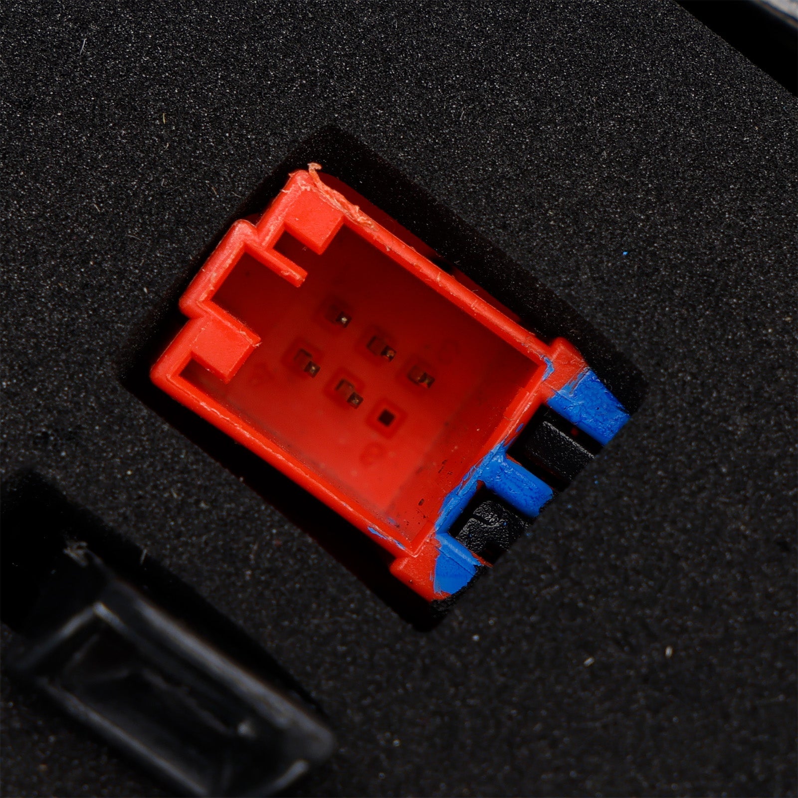 5-pinska desna LED zadnja luč 80A945094B za Audi Q5 MK2 (pred prenovo) 2017-2020