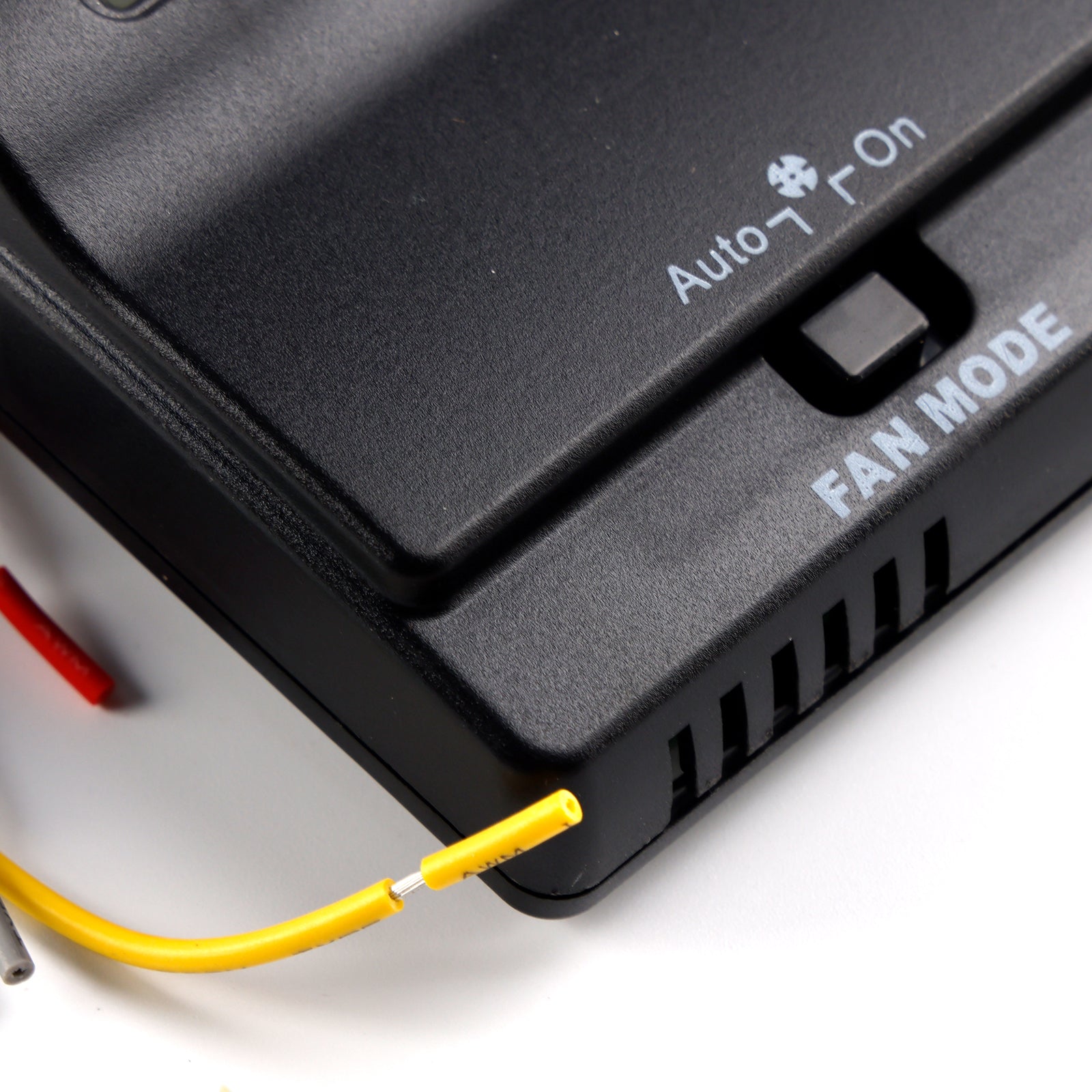 Termostato di sostituzione digitale per riscaldamento/raffreddamento compatibile con Coleman 83303362, nero