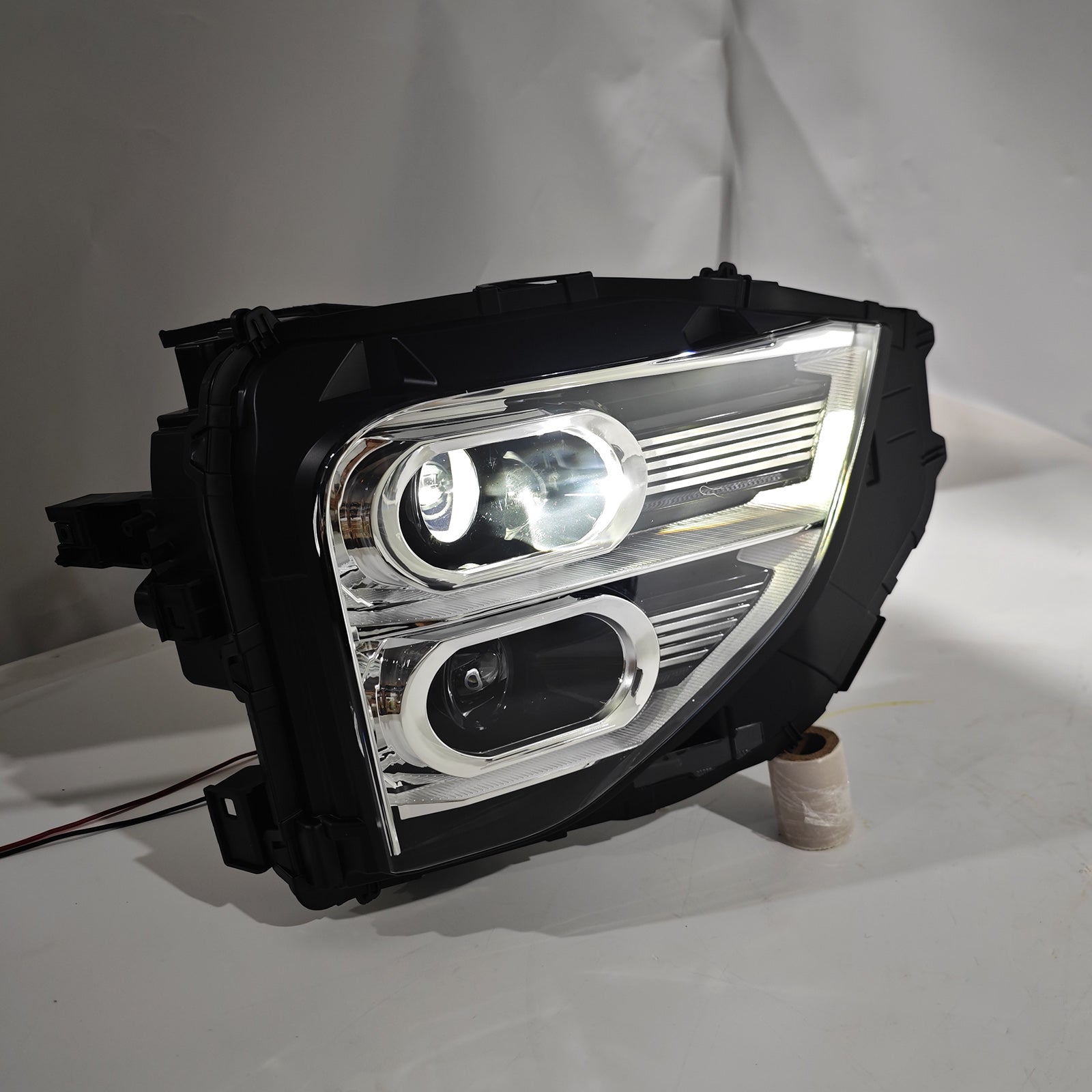 Rechter LED-koplamp 26010W270P staat voor Mitsubishi Eclipse Cross (2022-2025)