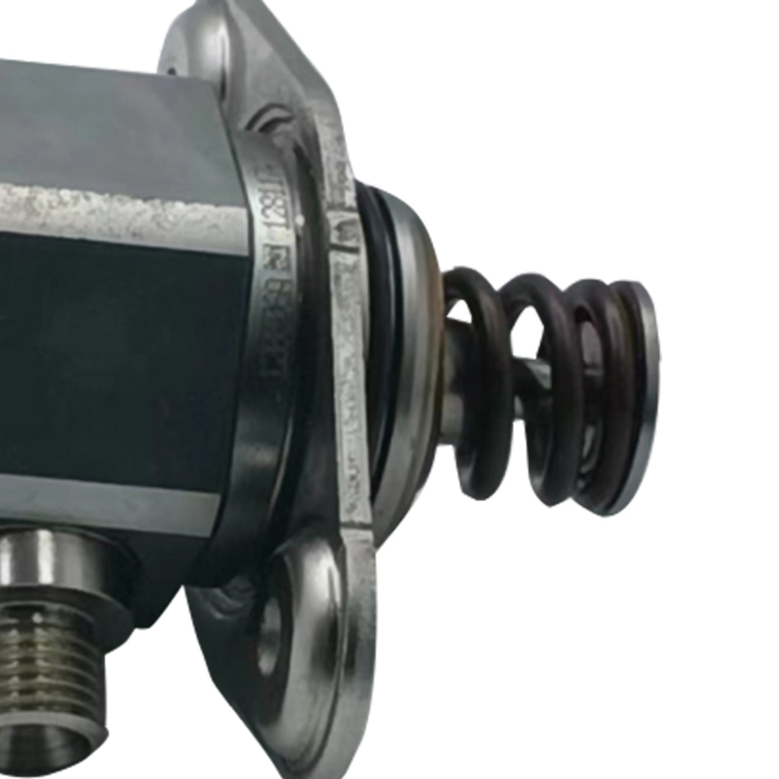 Pompe à carburant haute pression pour BMW Série 3 316i F30 et F80 (octobre 2012 - août 2016) - Références : 13517607159, 0261520150 et 0261520149