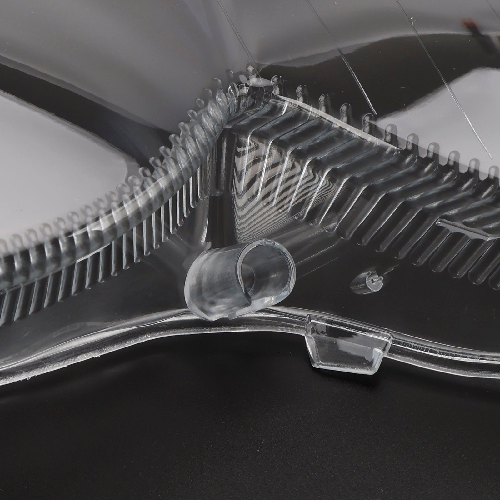 Komplet 2 pokrovov za sprednje in zadnje žaromete za Benz W230/R230 SL500 SL600 (2003–2008) z lepilom