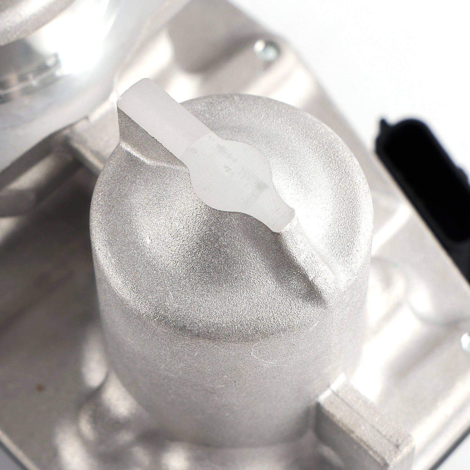 Vanne EGR 6261400060 147109948R 4423192 pour châssis-cabine diesel Vauxhall Vivaro 2014-2019 FWD B X82