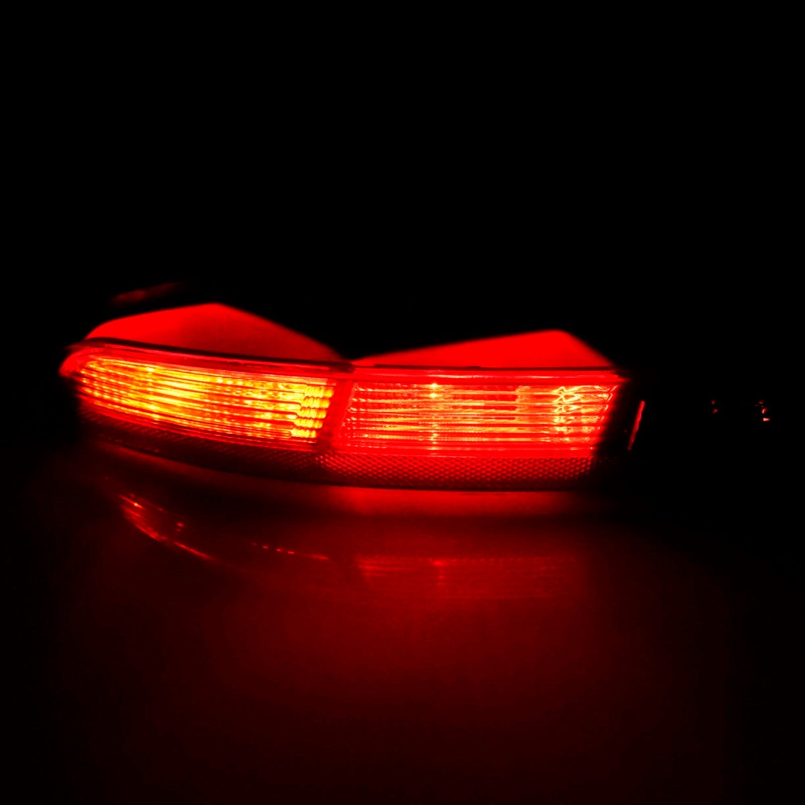 Tylny lewy stop stop dla Audi Q3 2012-2015 8UD945095