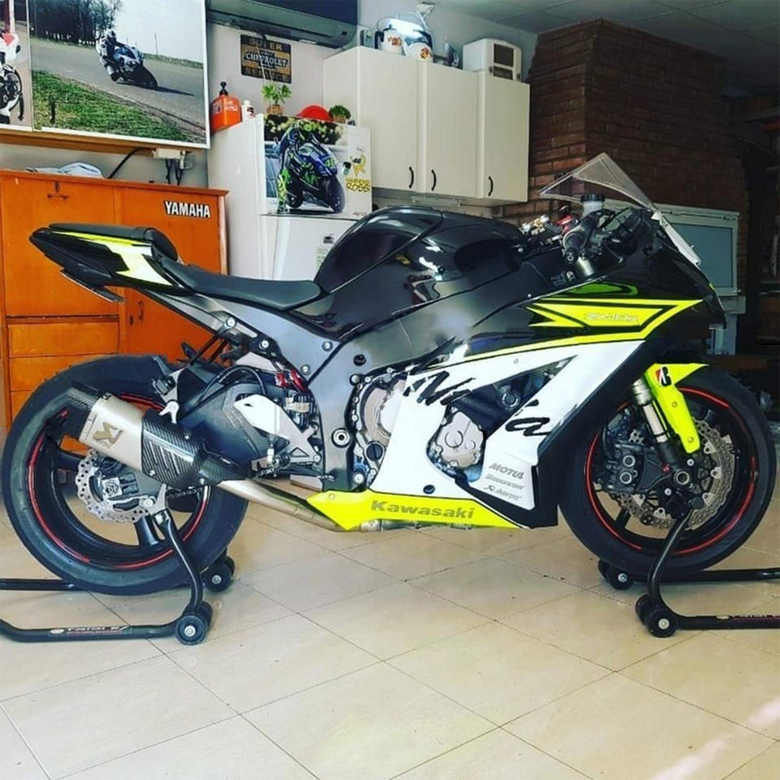 2011-2015 Kawasaki ZX10R päällirakenteen ruiskutussuojaussarja Abs Muovi asennettu