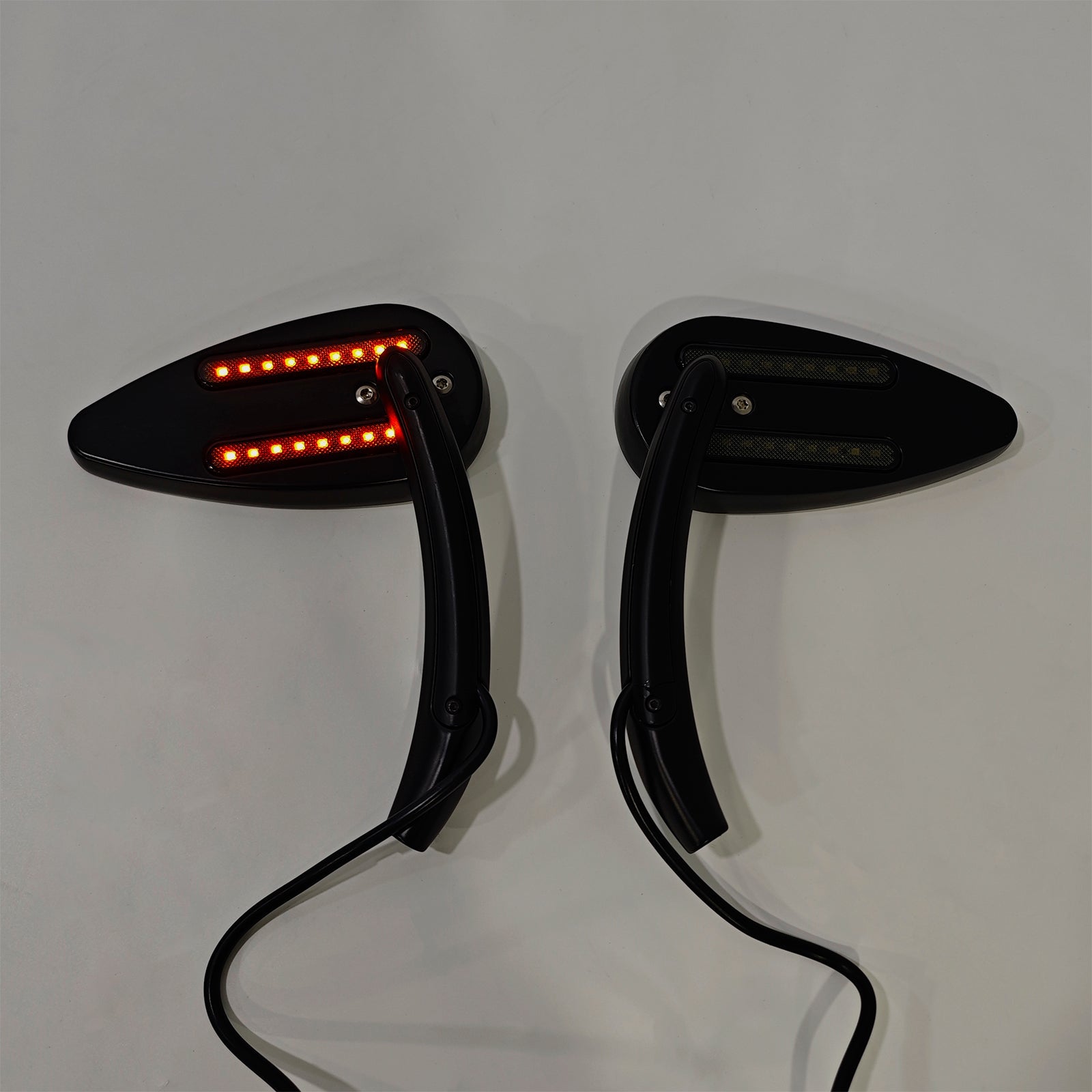 Custom Dynamics Black Led Mirrors voor Sportster 883,1200 (1990-2021)